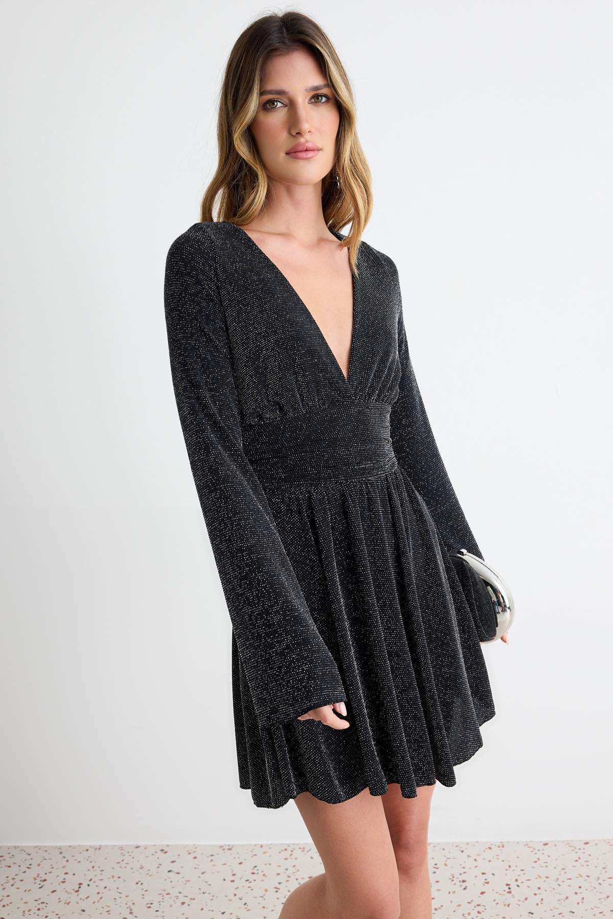 V Neck Long Sleeve Skater Mini Dress