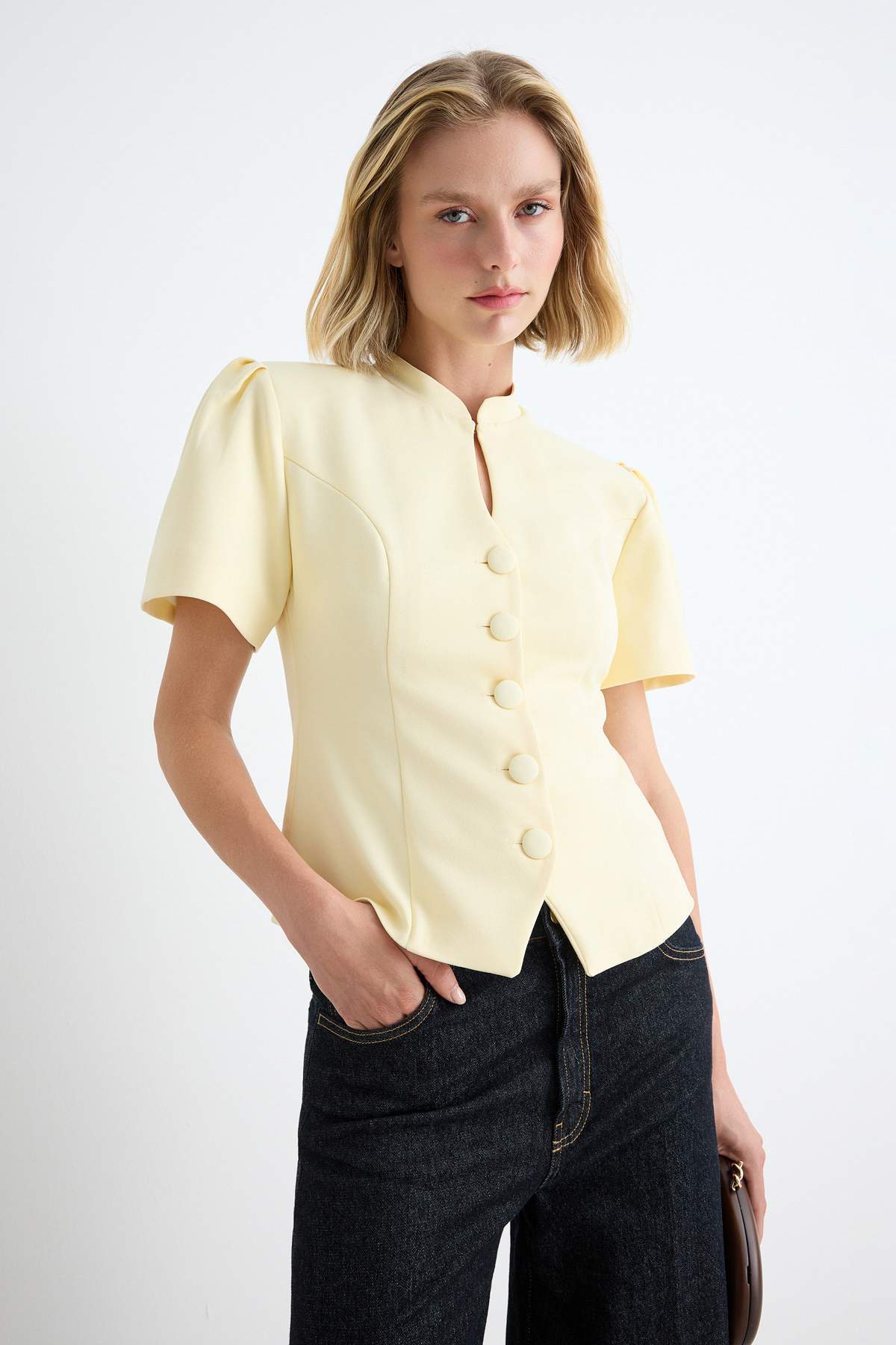 Fitted Short Sleeve Blazer Jacket