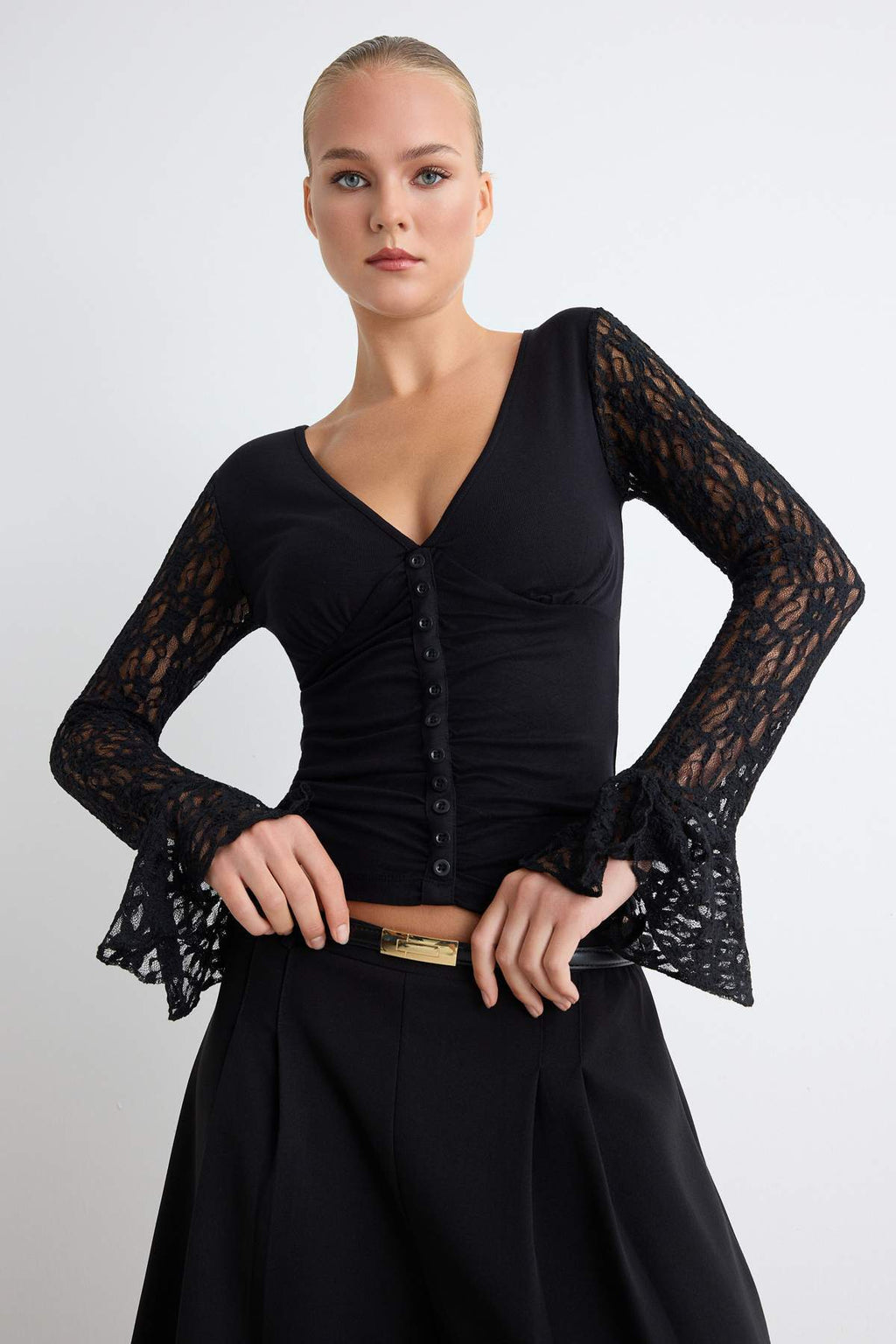 V Neck Long Sleeve Lace Detail Fitted Blouse
