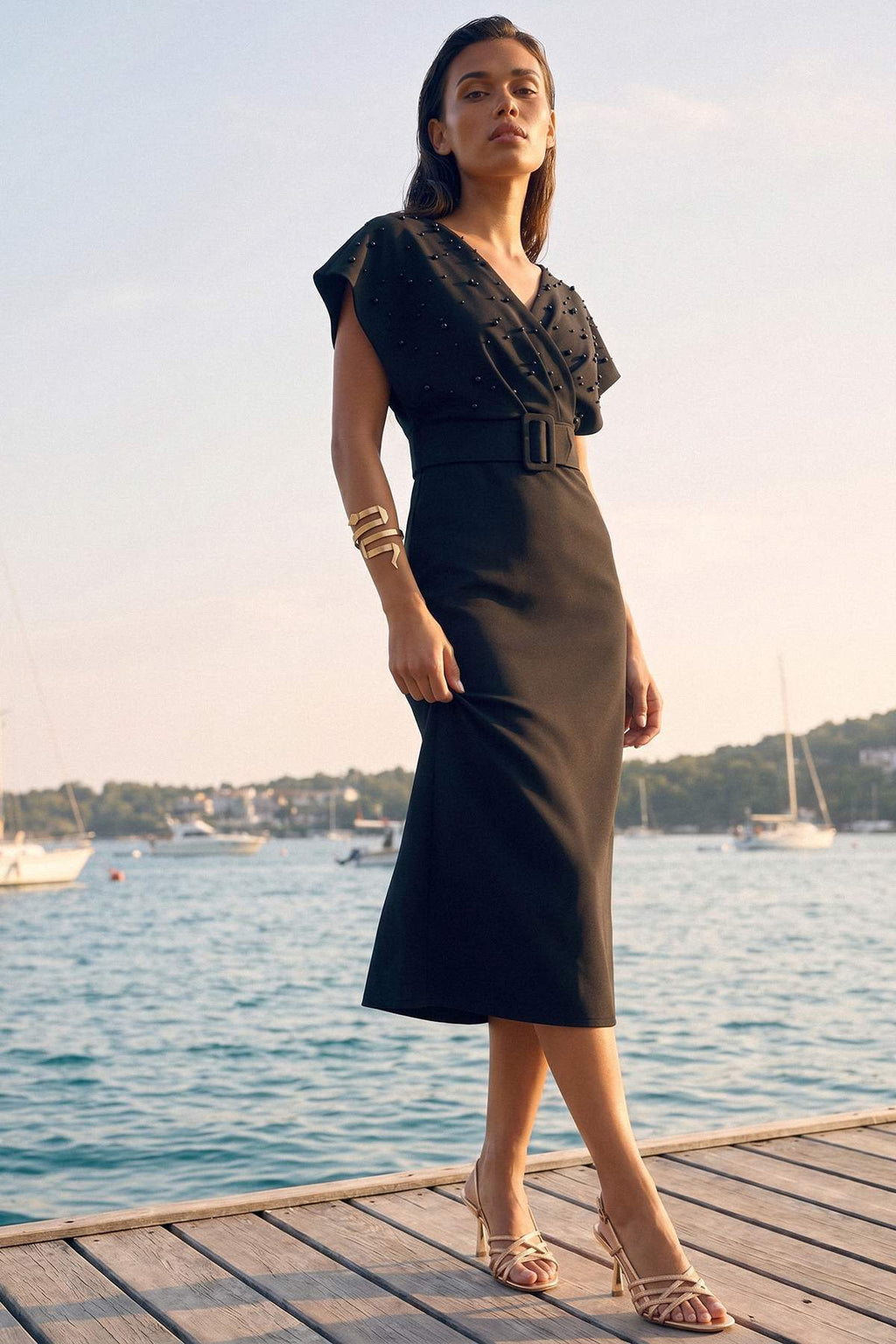 Pearl Accessory Detail V-Neck Angel Sleeve Bodycon Belted Midi Dress