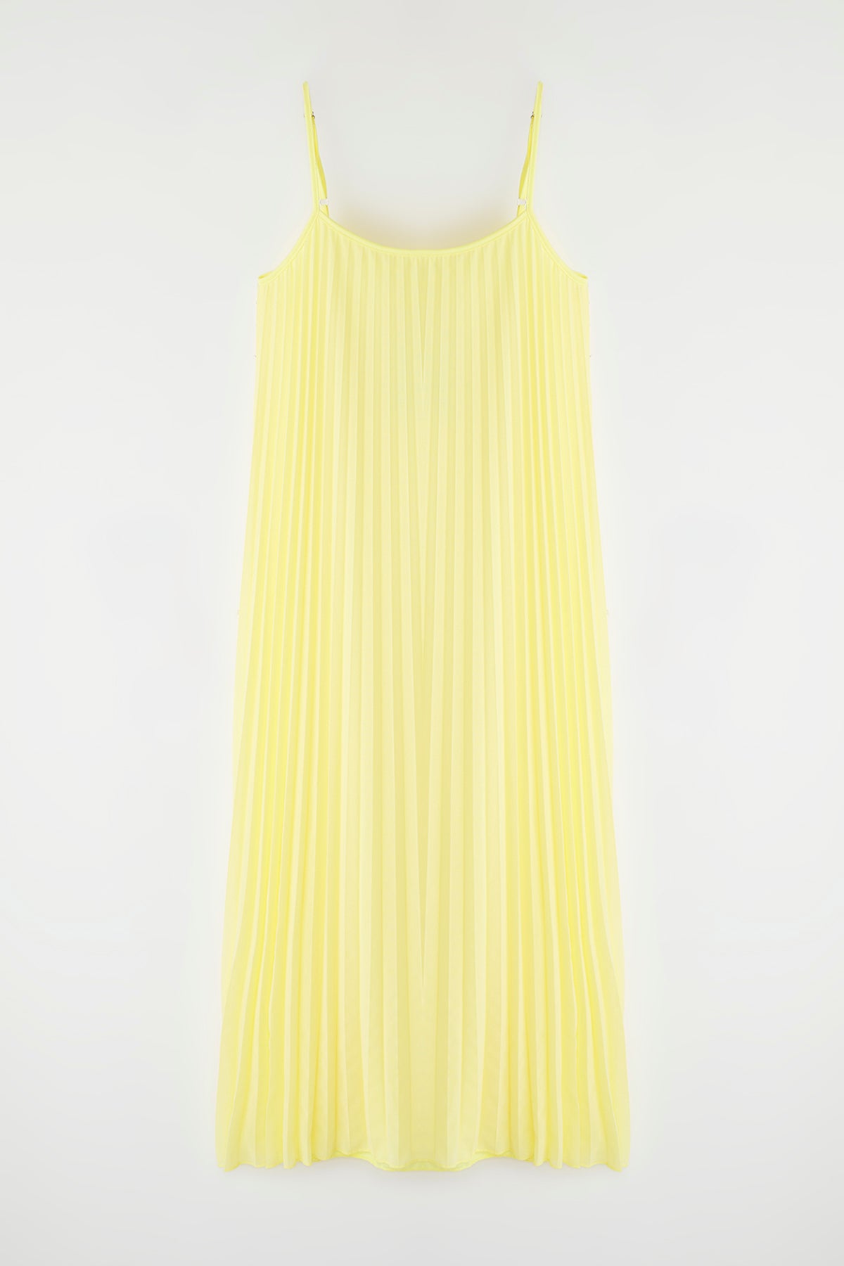 Halter Neck Sleeveless Pleated Maxi Dress