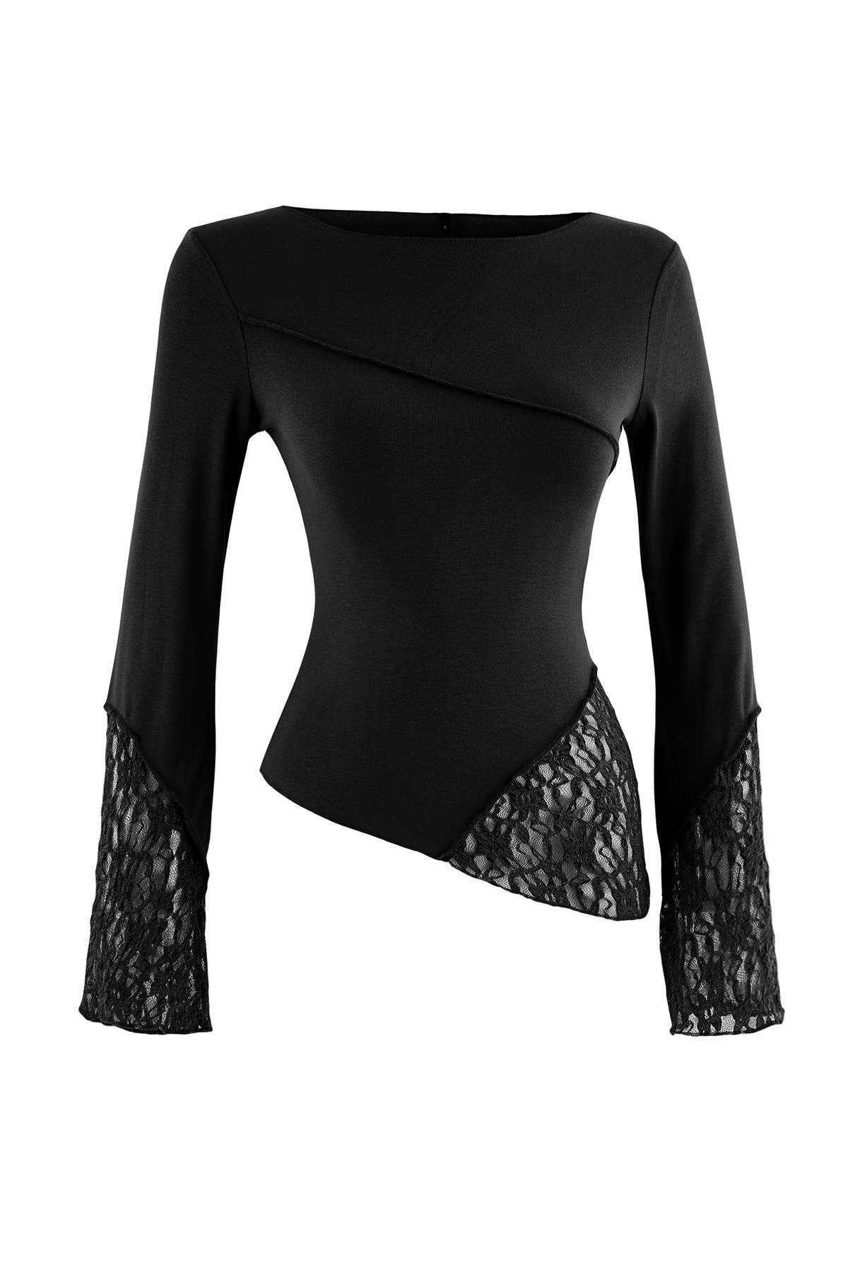 Boat Neck Spanish Sleeve Lace Detail Fitted Blouse