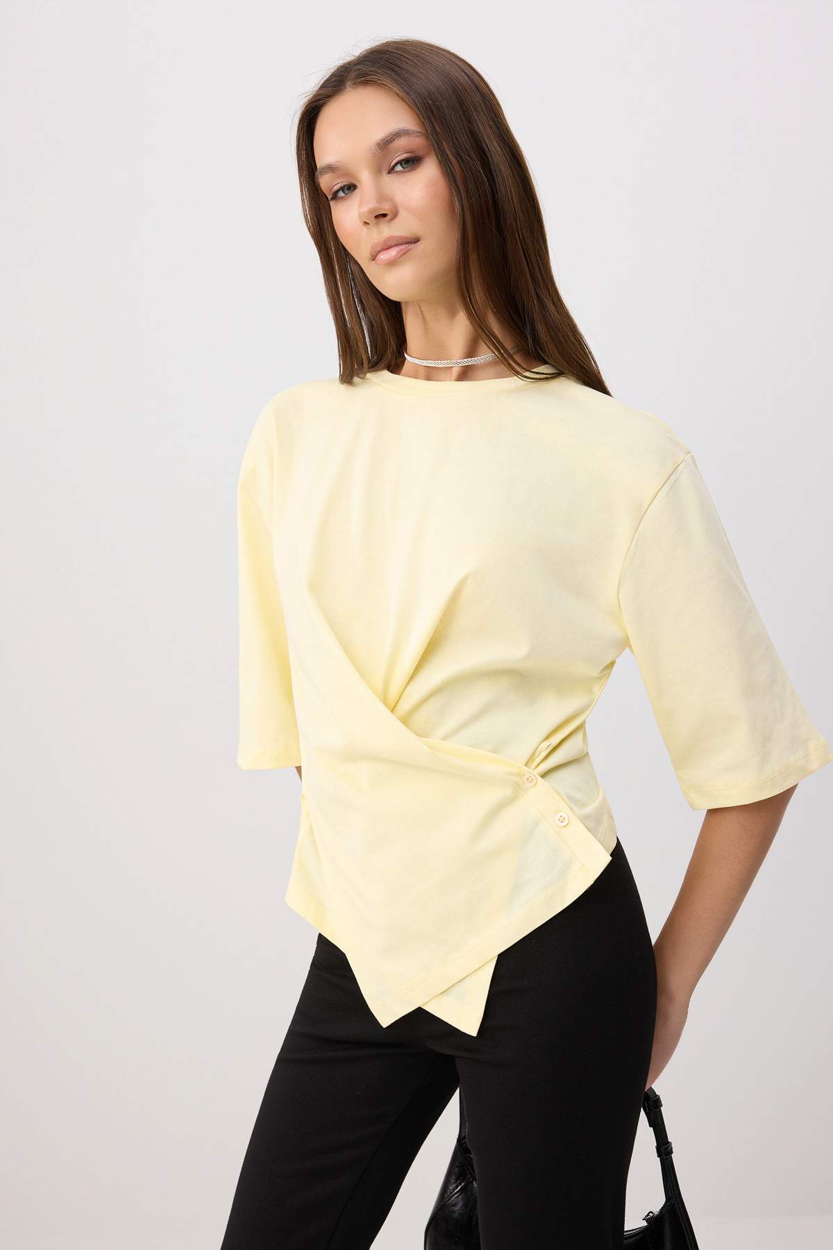 Regular Fit Dropped Shoulder Crew Neck Short Sleeve T-Shirt