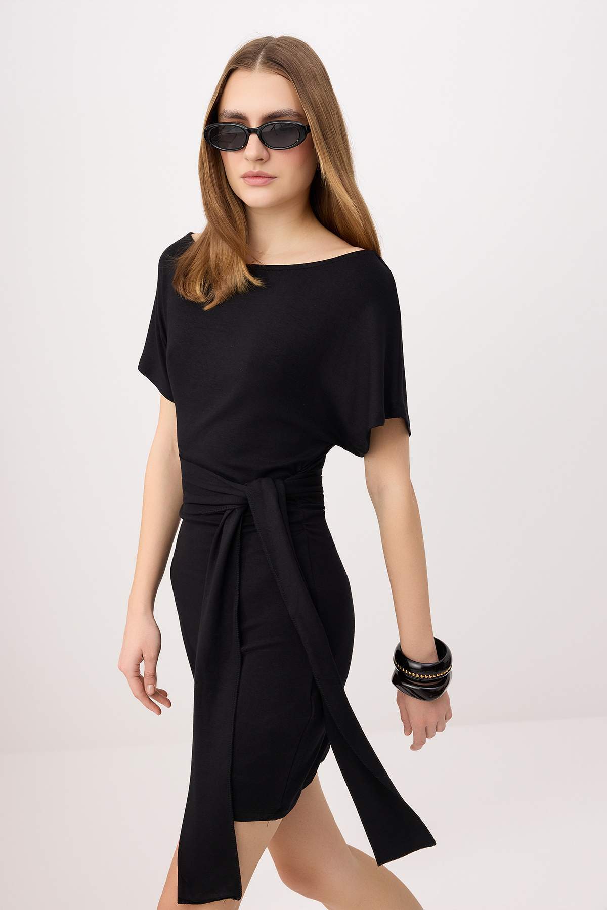 Bodycon Asymmetric Neck Tie Detail Short Sleeve Mini Dress