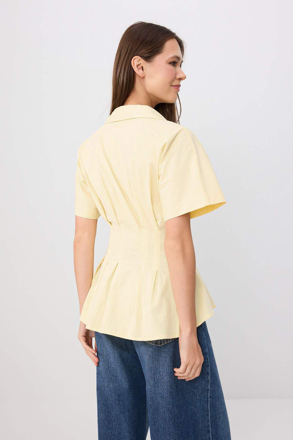 Pleated Detail Fitted Short Sleeve Shirt