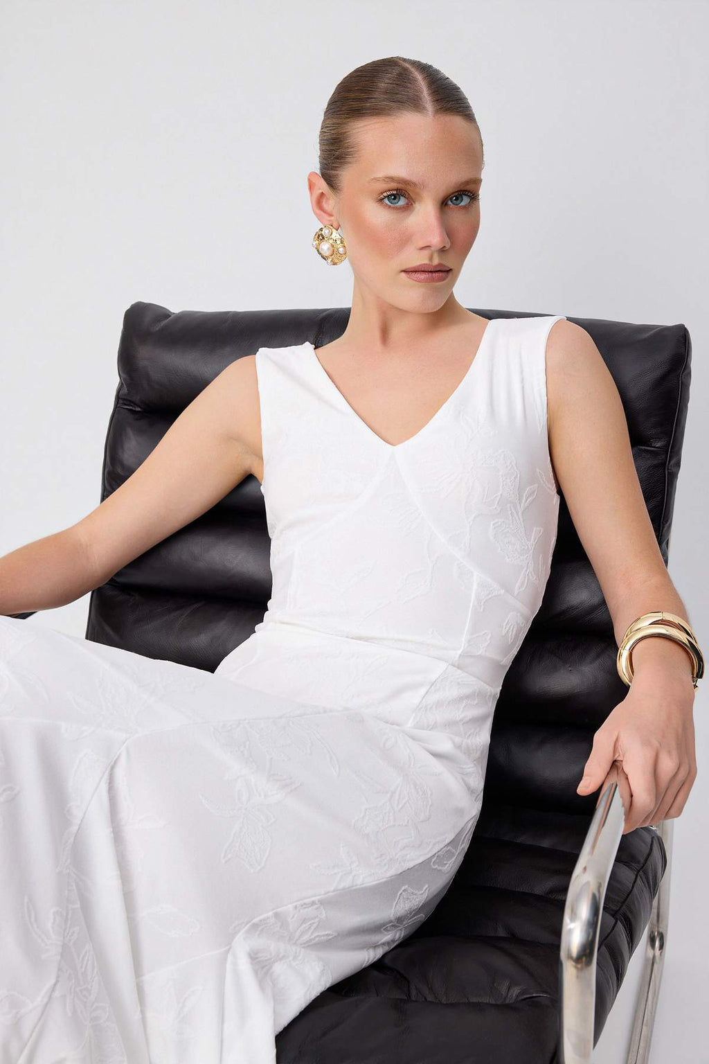 V Neck Thick Strap Sleeveless A-Line Maxi Dress