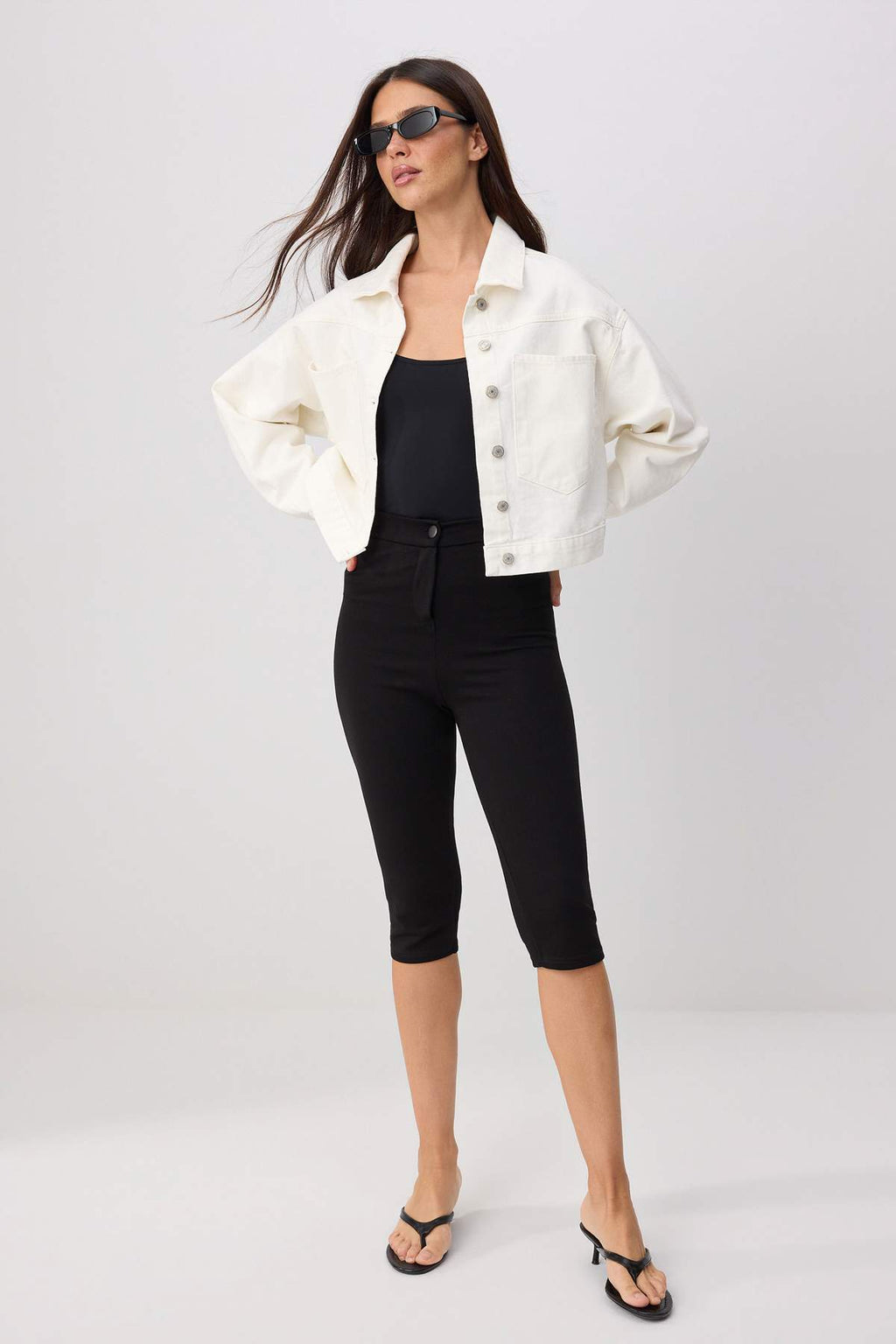 Collared Long Sleeve Crop Denim Jacket