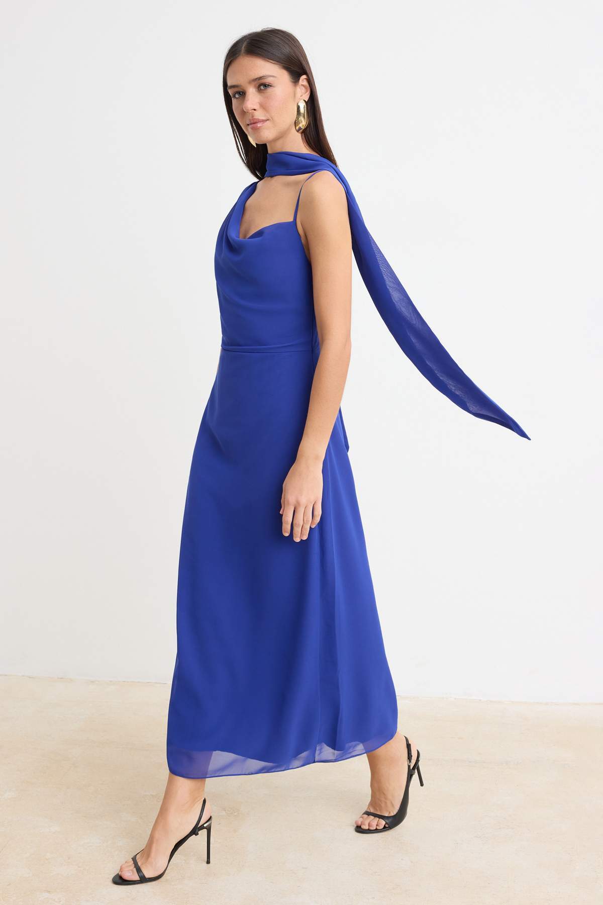 Asymmetric Neckline Thin Strap Shift Maxi Dress