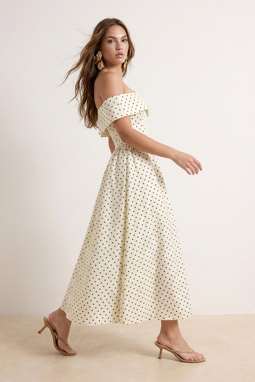 Carmen Neck Sleeveless A-Line Maxi Dress