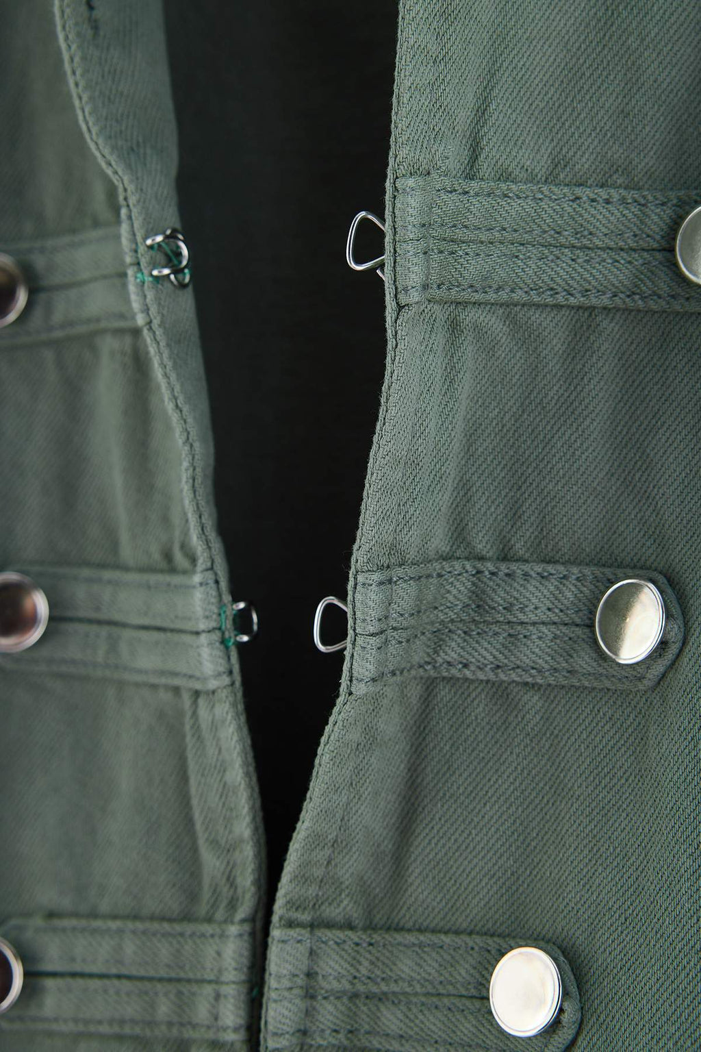 Button Front Fitted Long Sleeve Denim Jacket