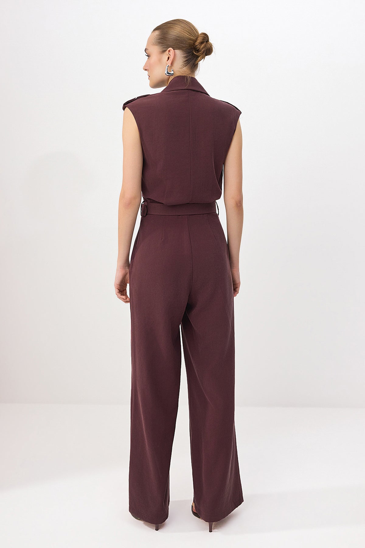 Belted Wide Leg Sleeveless Collar Jumpsuit