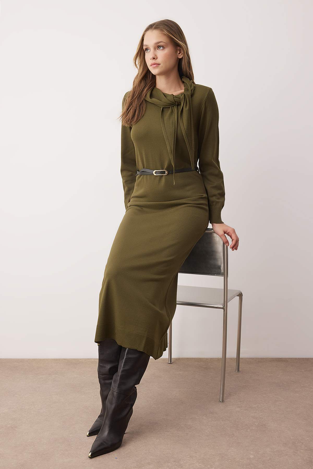 Shawl Collar Detail Long Sleeve Midi Knit Dress