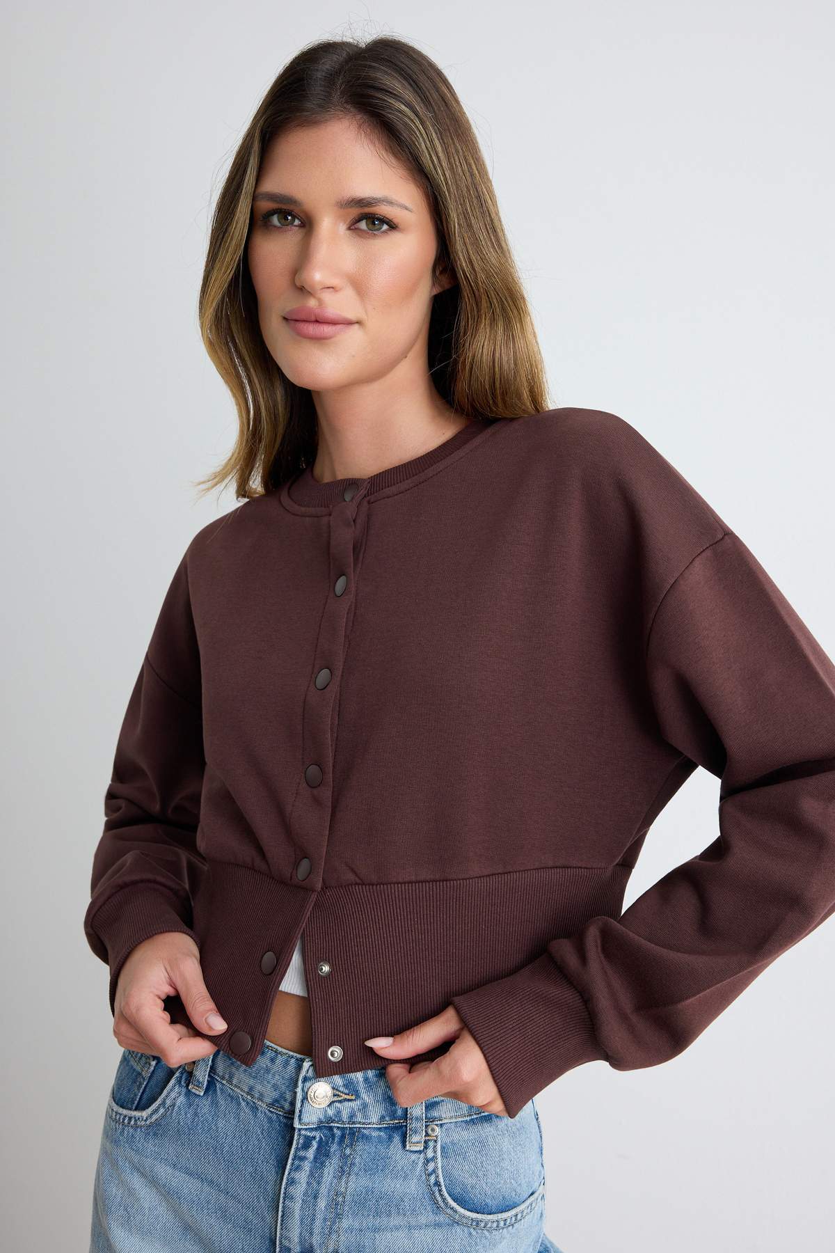 Snap Button Front Regular Fit Crop Cardigan