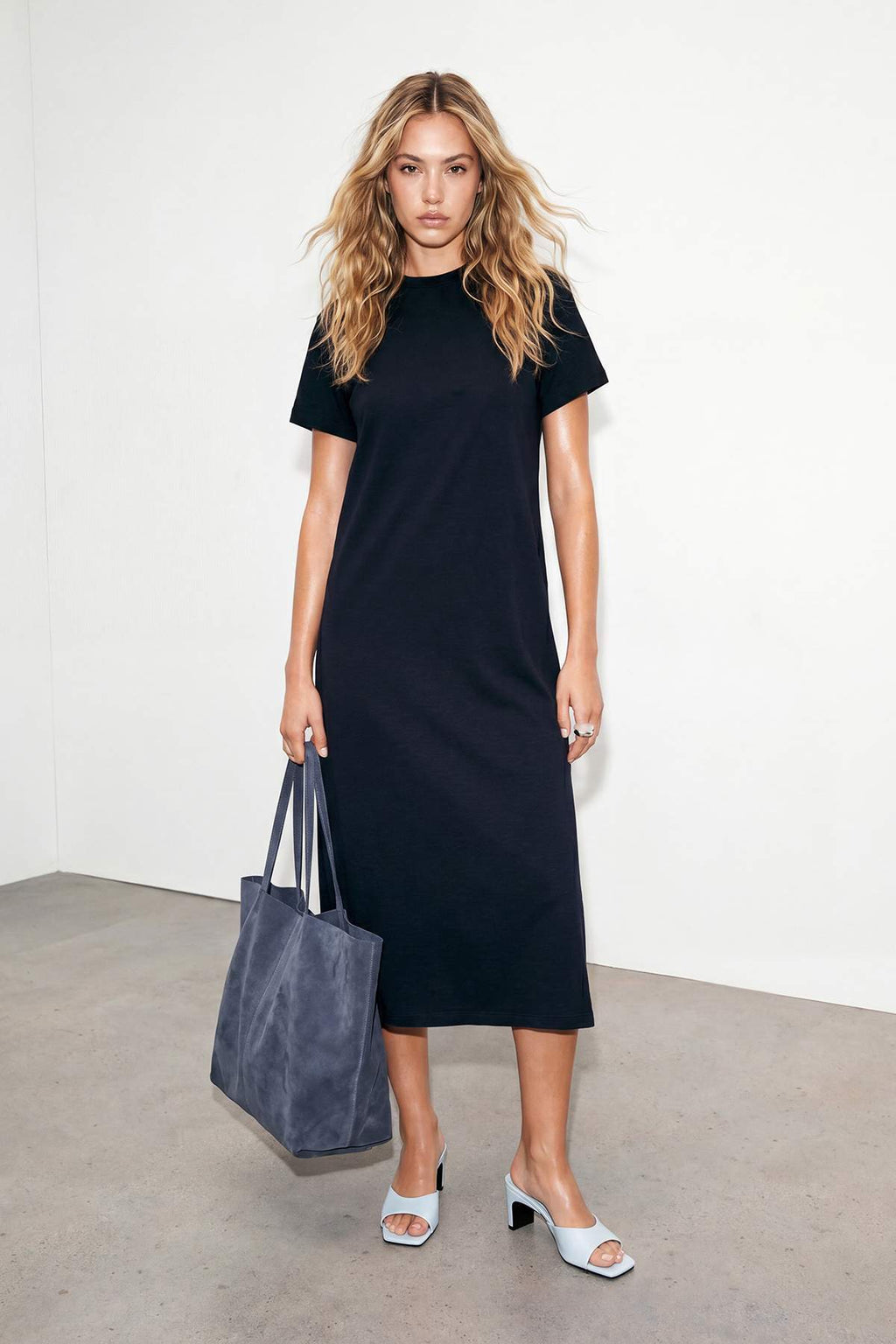Crew Neck Short Sleeve Maxi Dress