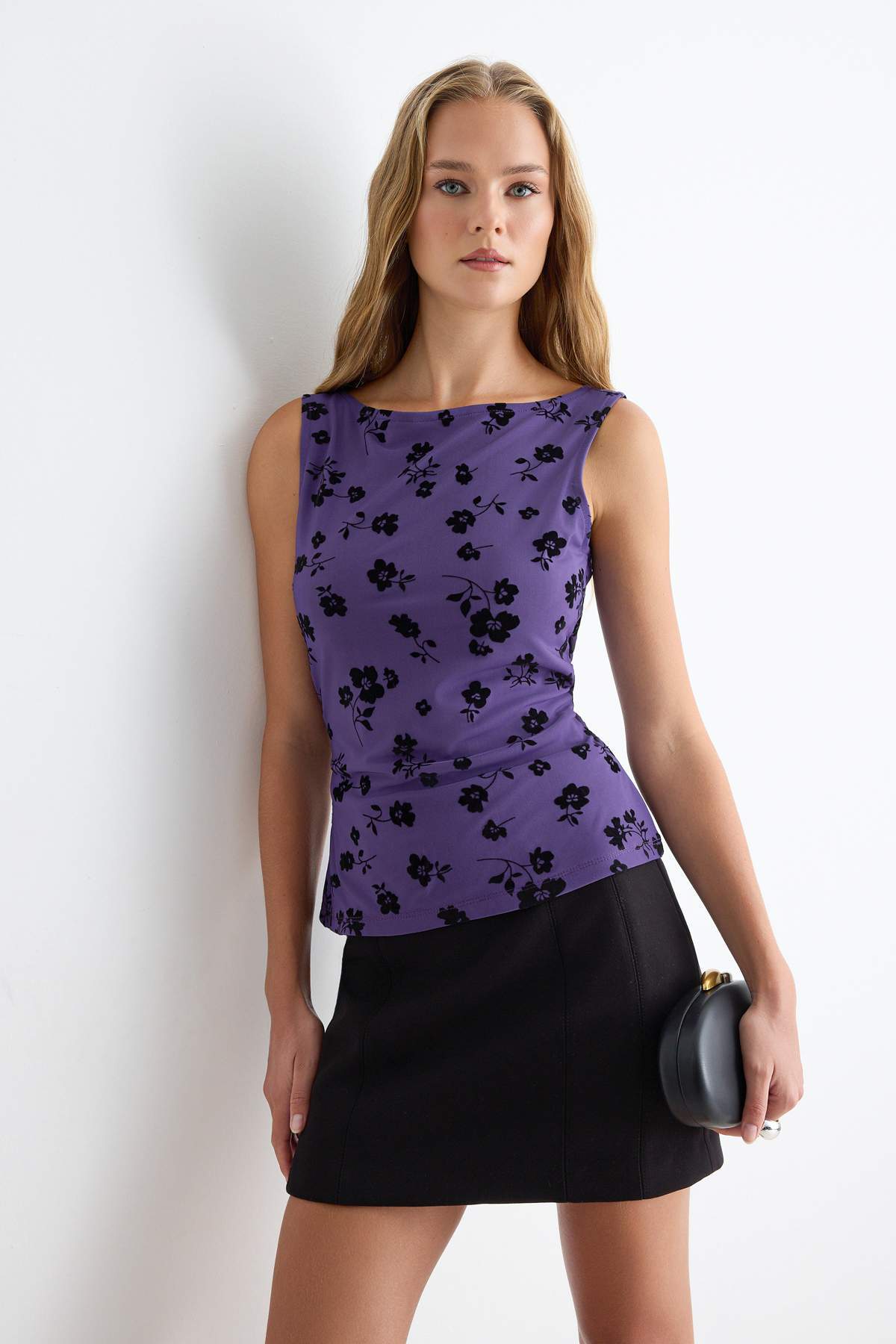 Fitted Crew Neck Sleeveless Regular Tulle Blouse