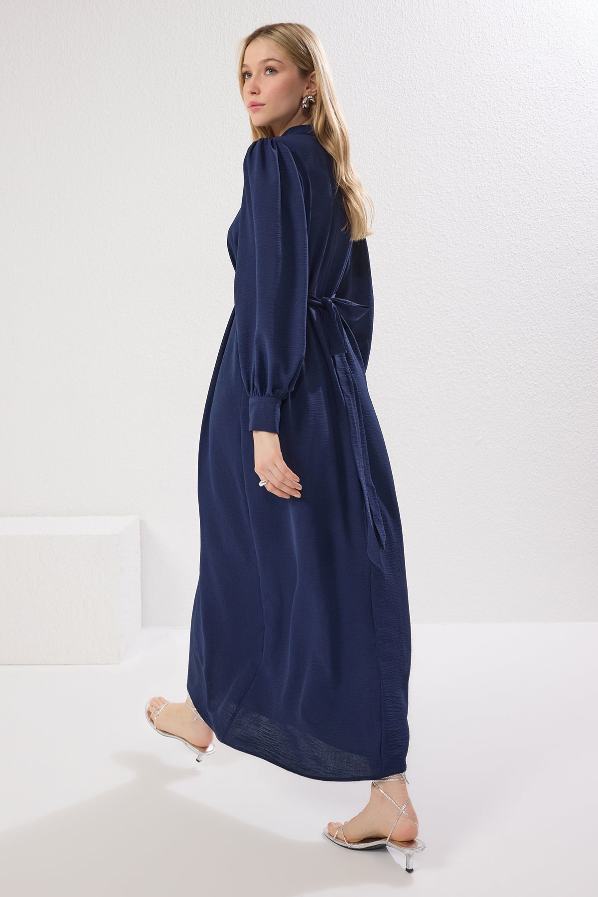 Stand Collar Balloon Sleeve Back Tie Detail Midi Dress