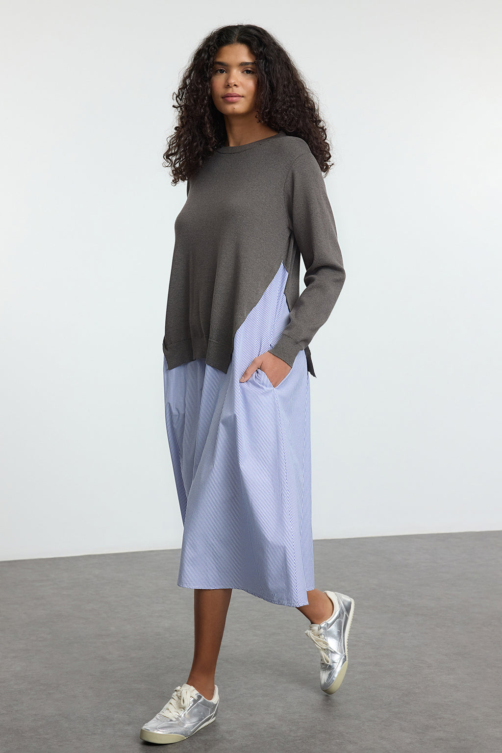 Knit Trim Shift Midi Dress