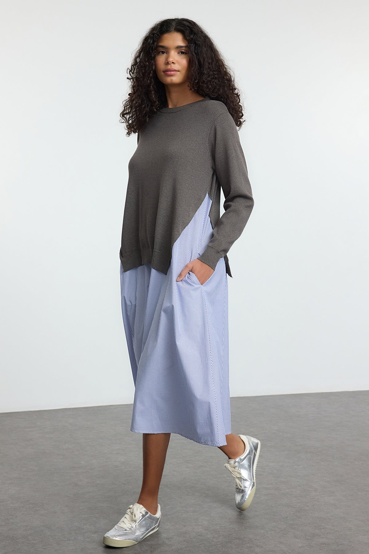 Knit Trim Shift Midi Dress