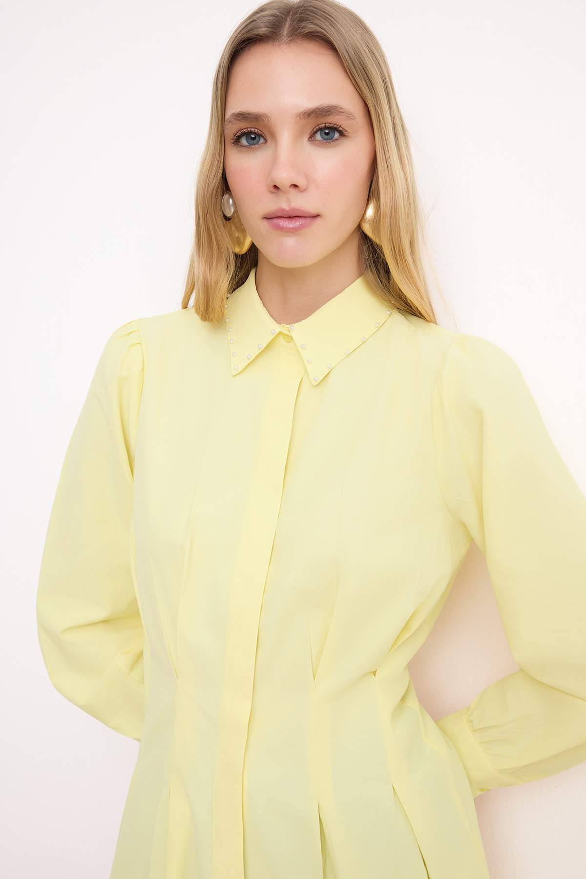 Pearl Detail Fitted Long Sleeve Shirt