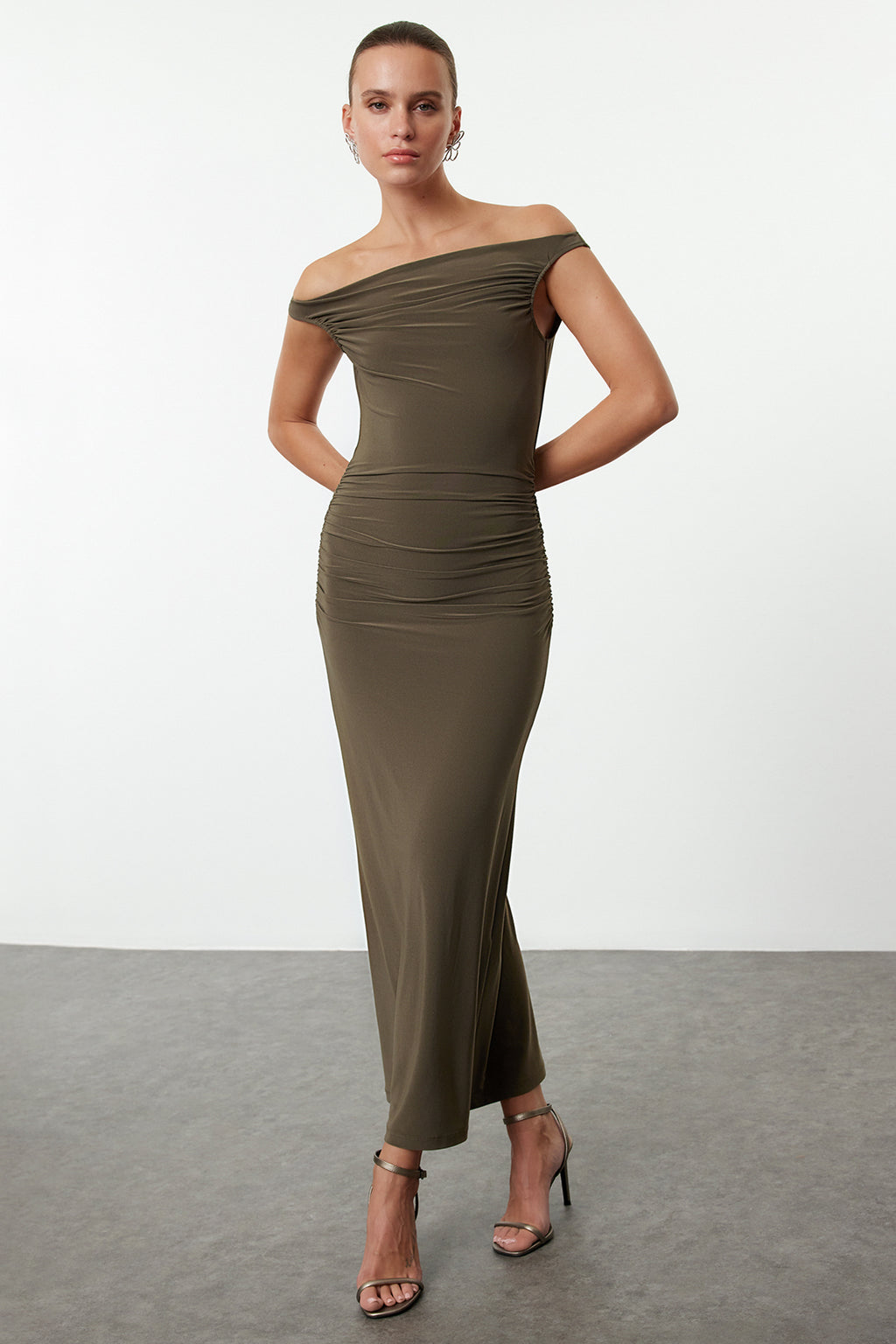 Bodycon Carmen Neck Sleeveless Maxi Dress