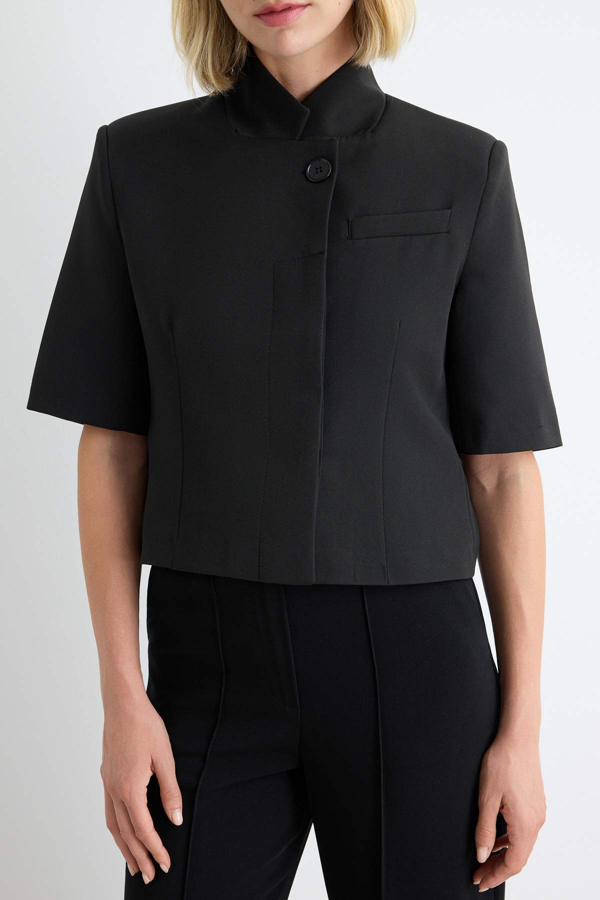 High Neck Short Sleeve Fitted Blazer Jacket