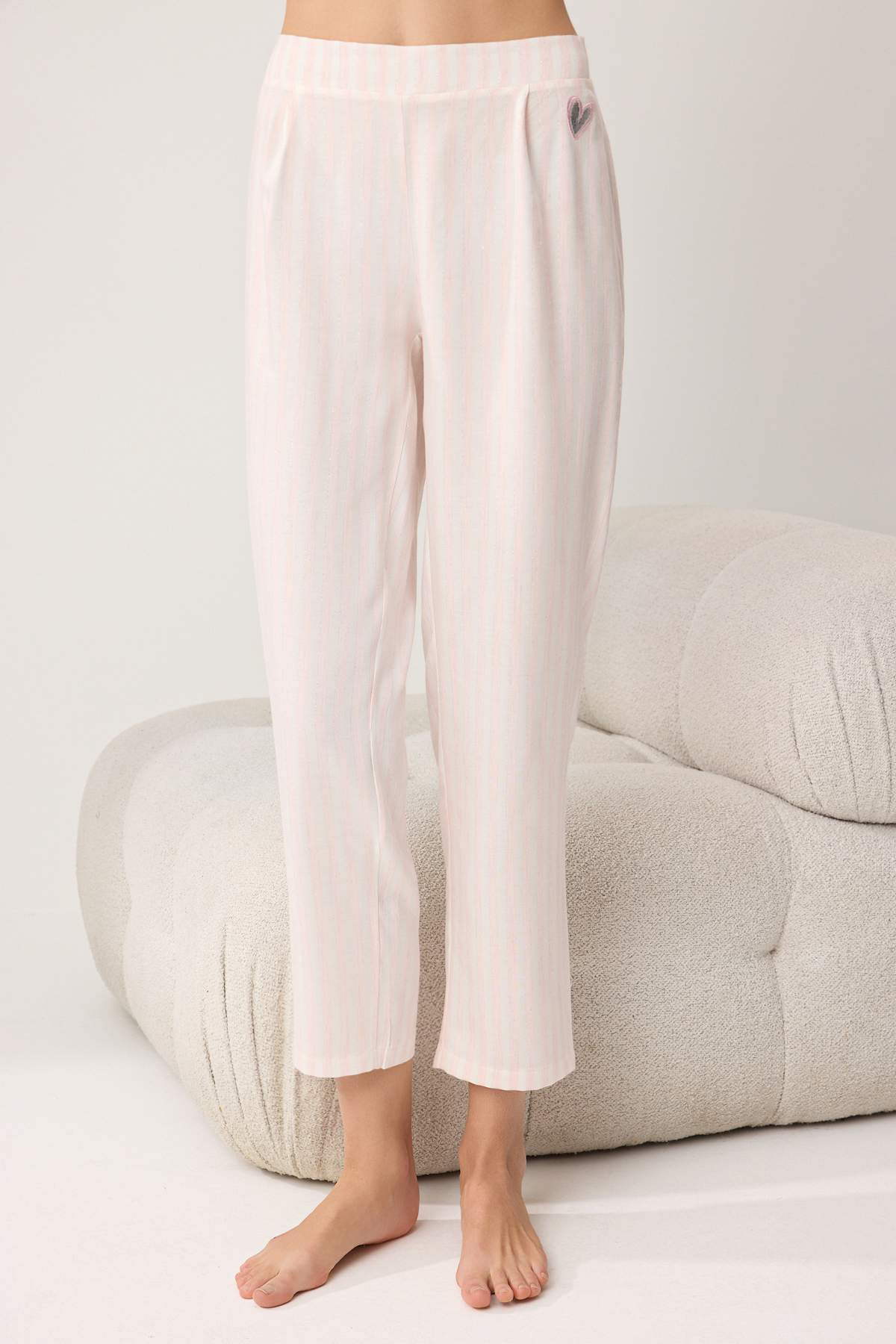 V Neck Camisole with Trousers and Robe 3 Piece Pyjama Set
