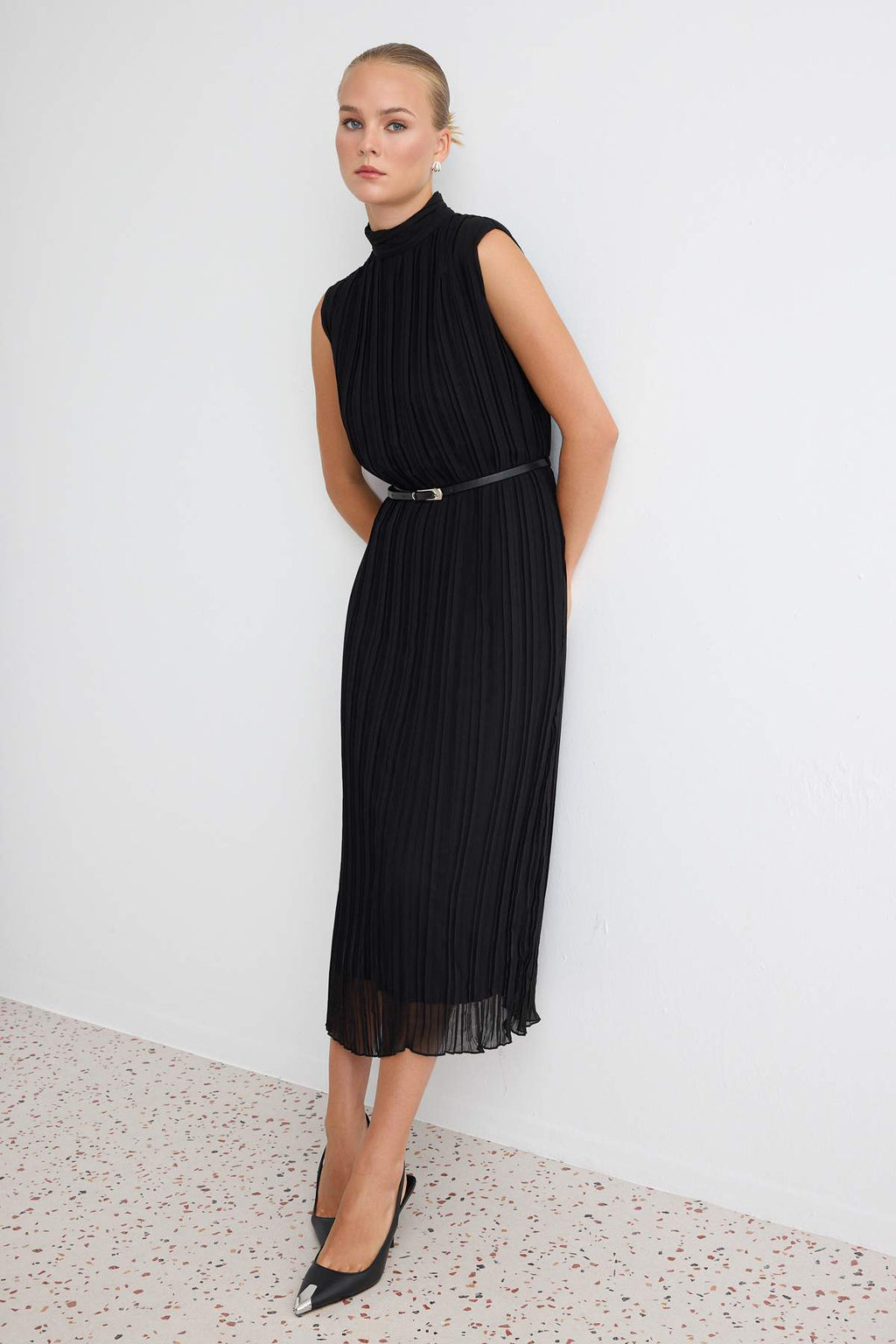 High Neck Sleeveless Belted Pleated Midi Dress