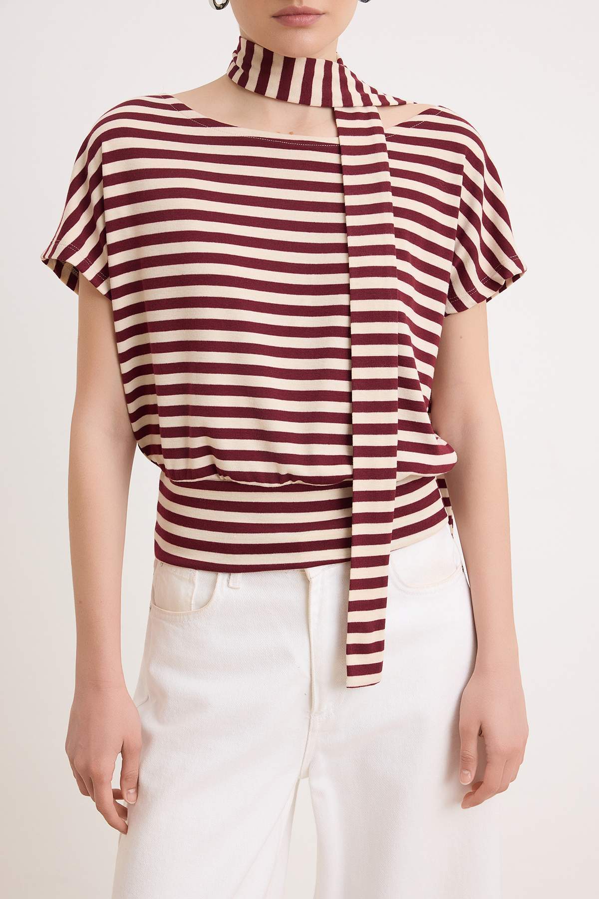 Boat Neck Batwing Sleeve Belted Knit Blouse