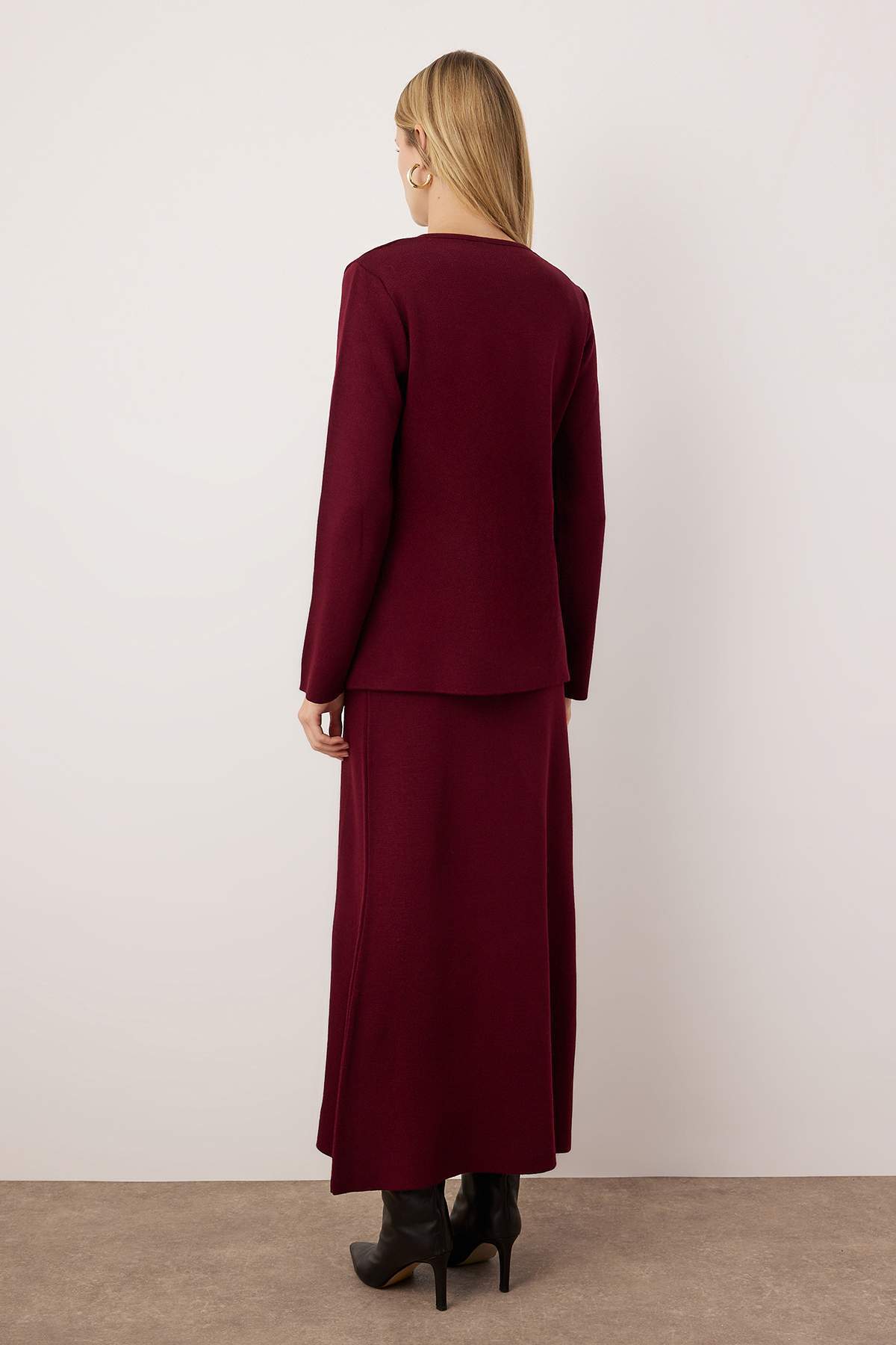 2-Piece Gold Button Detail V Neck Knitted Cardigan and Skirt Co-ord
