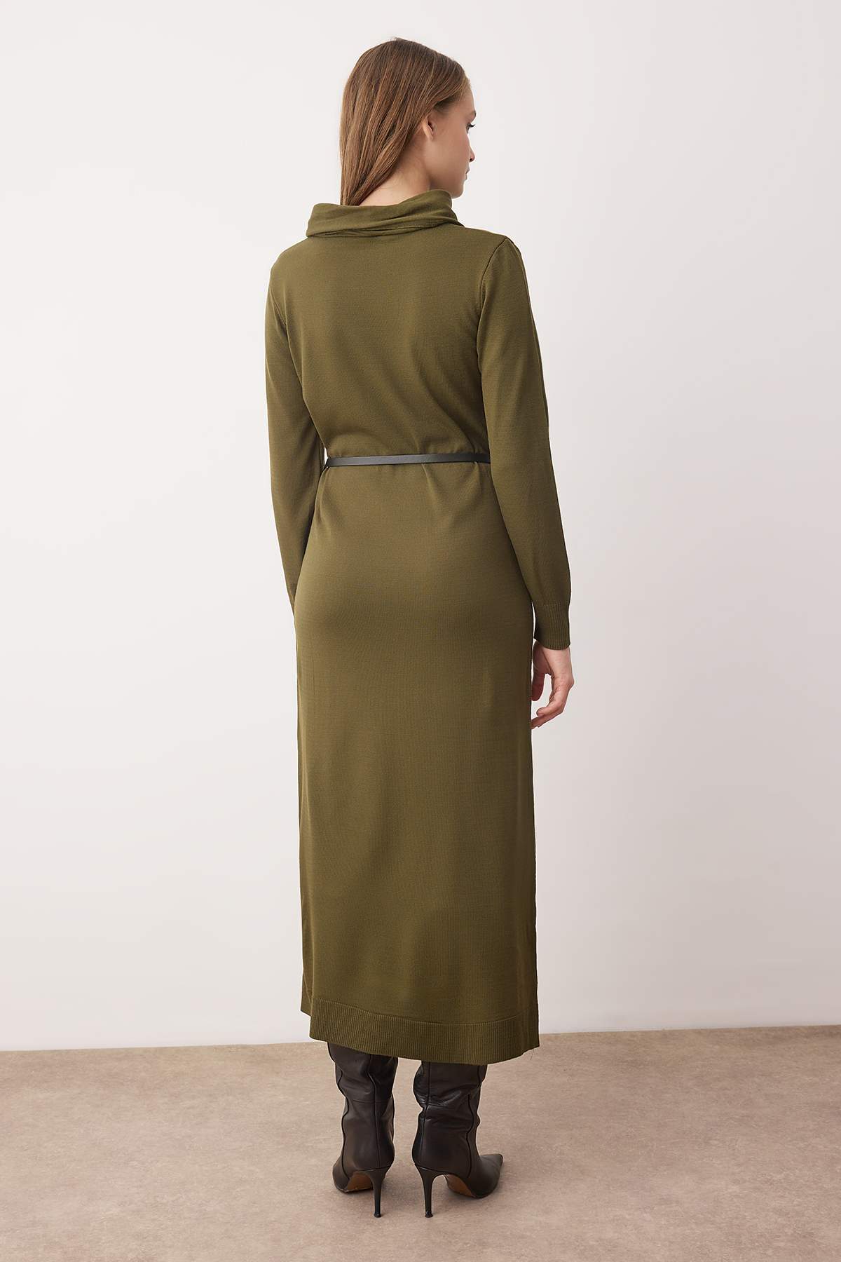 Shawl Collar Detail Long Sleeve Midi Knit Dress
