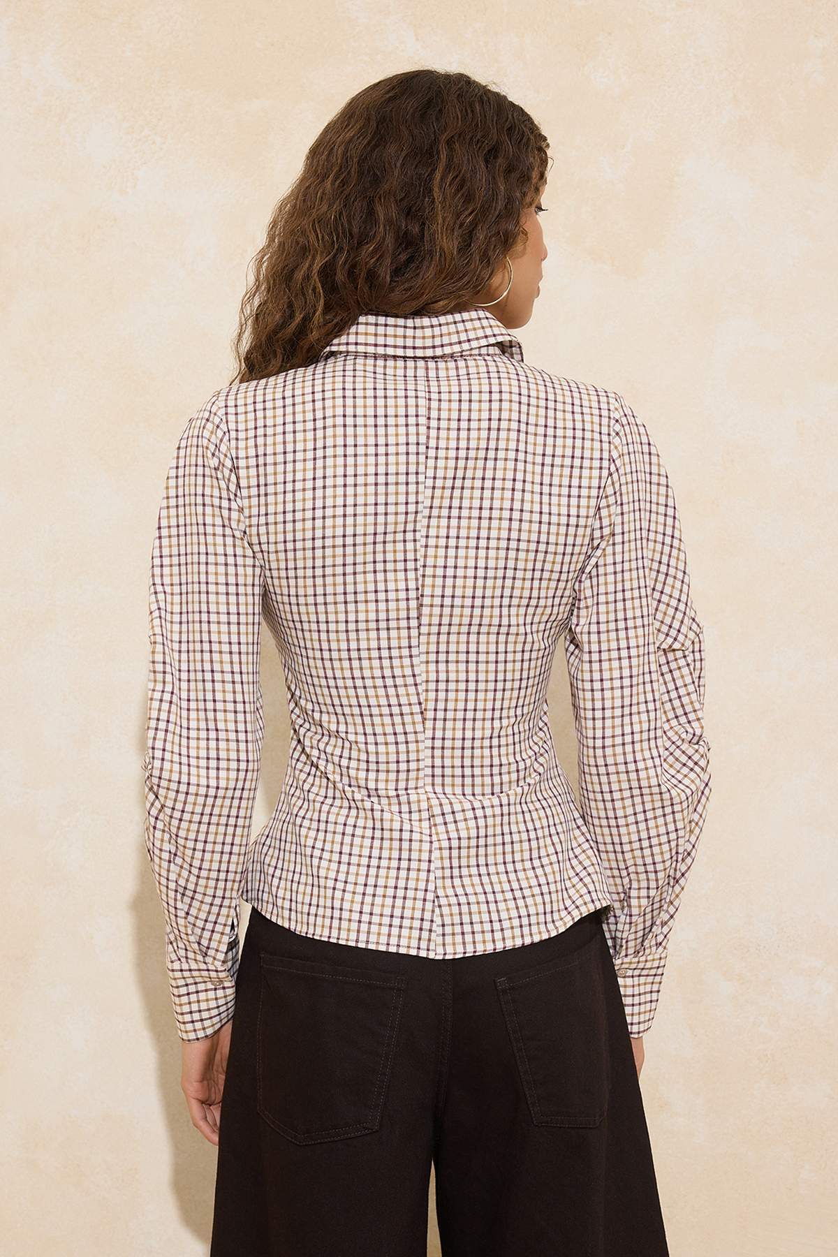 Balloon Sleeve Fitted Asymmetric Shirt