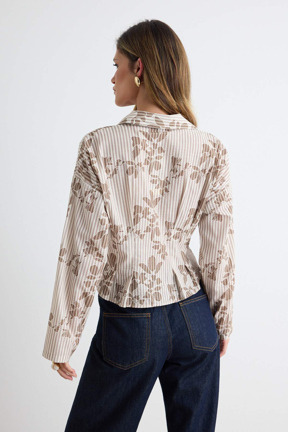 Pleated Flared Collar Long Sleeve Shirt