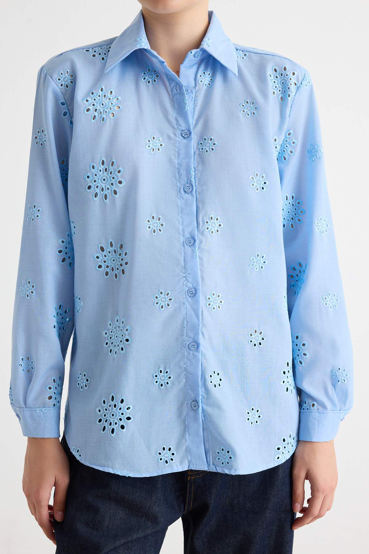 Oversize Wide Fit Embroidered Long Sleeve Shirt
