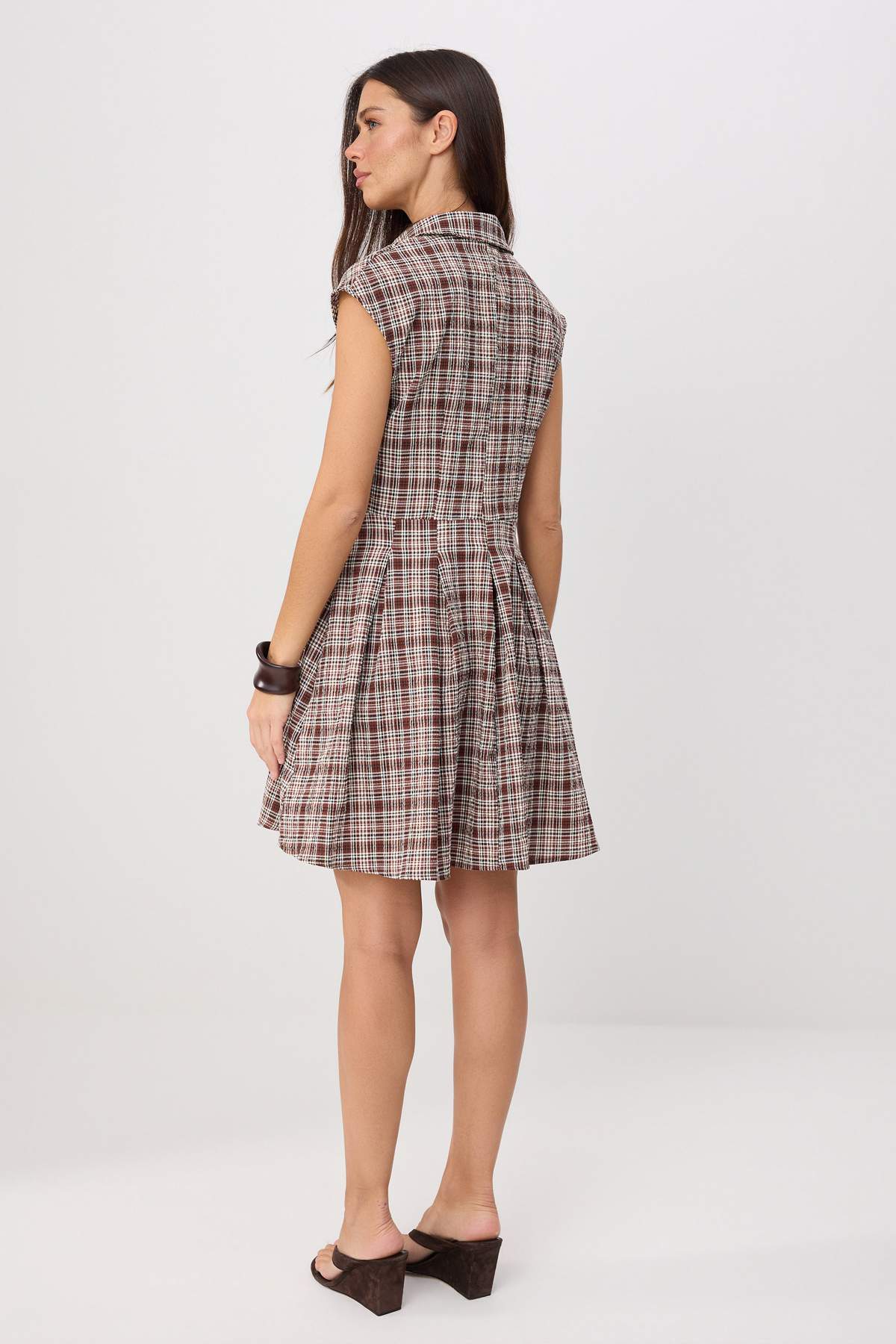 Short Sleeve Shirt Neck Skater Mini Dress