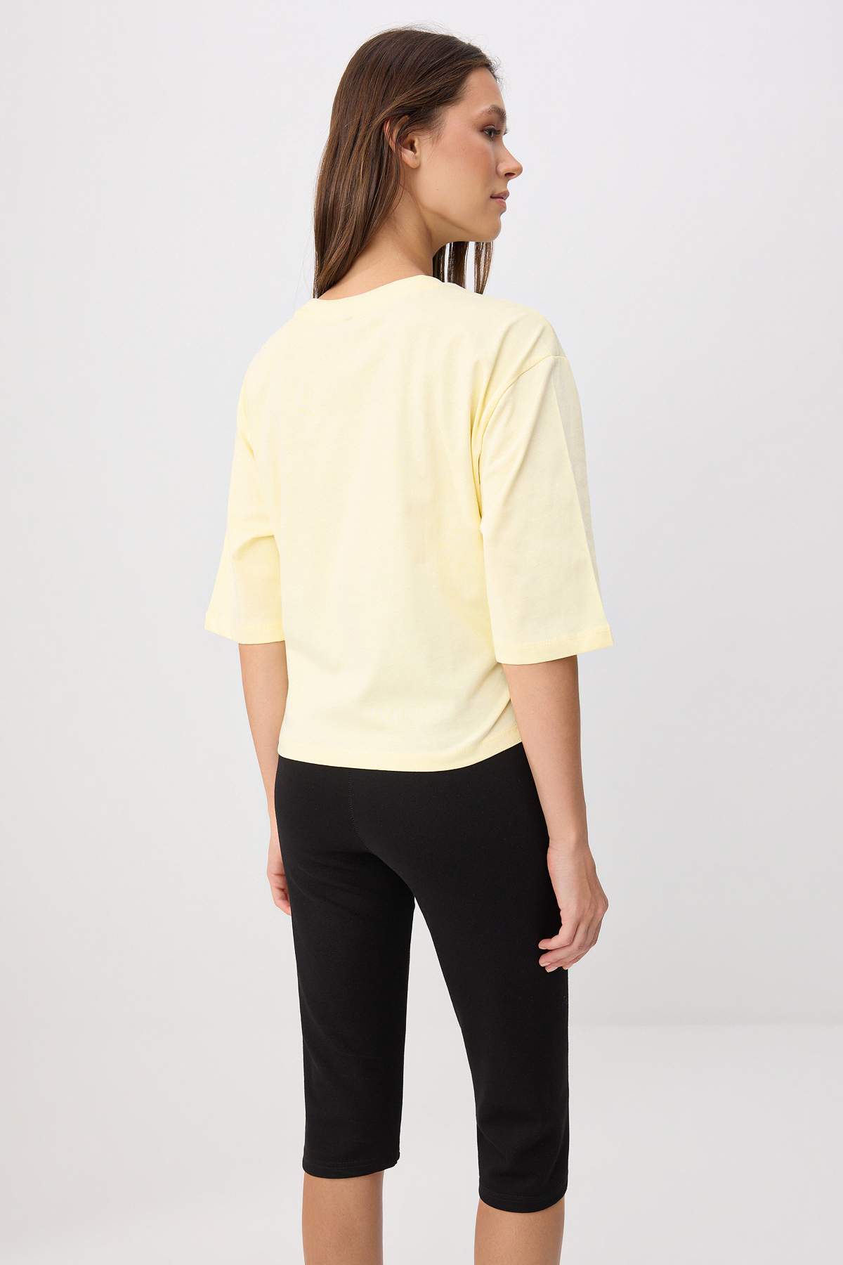 Regular Fit Dropped Shoulder Crew Neck Short Sleeve T-Shirt