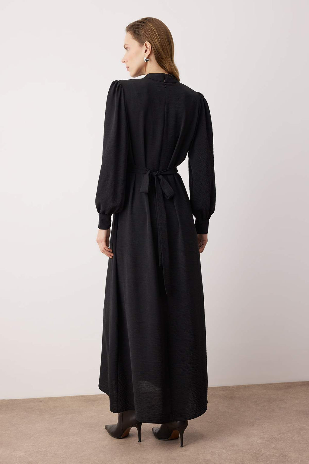 Stand Collar Balloon Sleeve Back Tie Detail Midi Dress