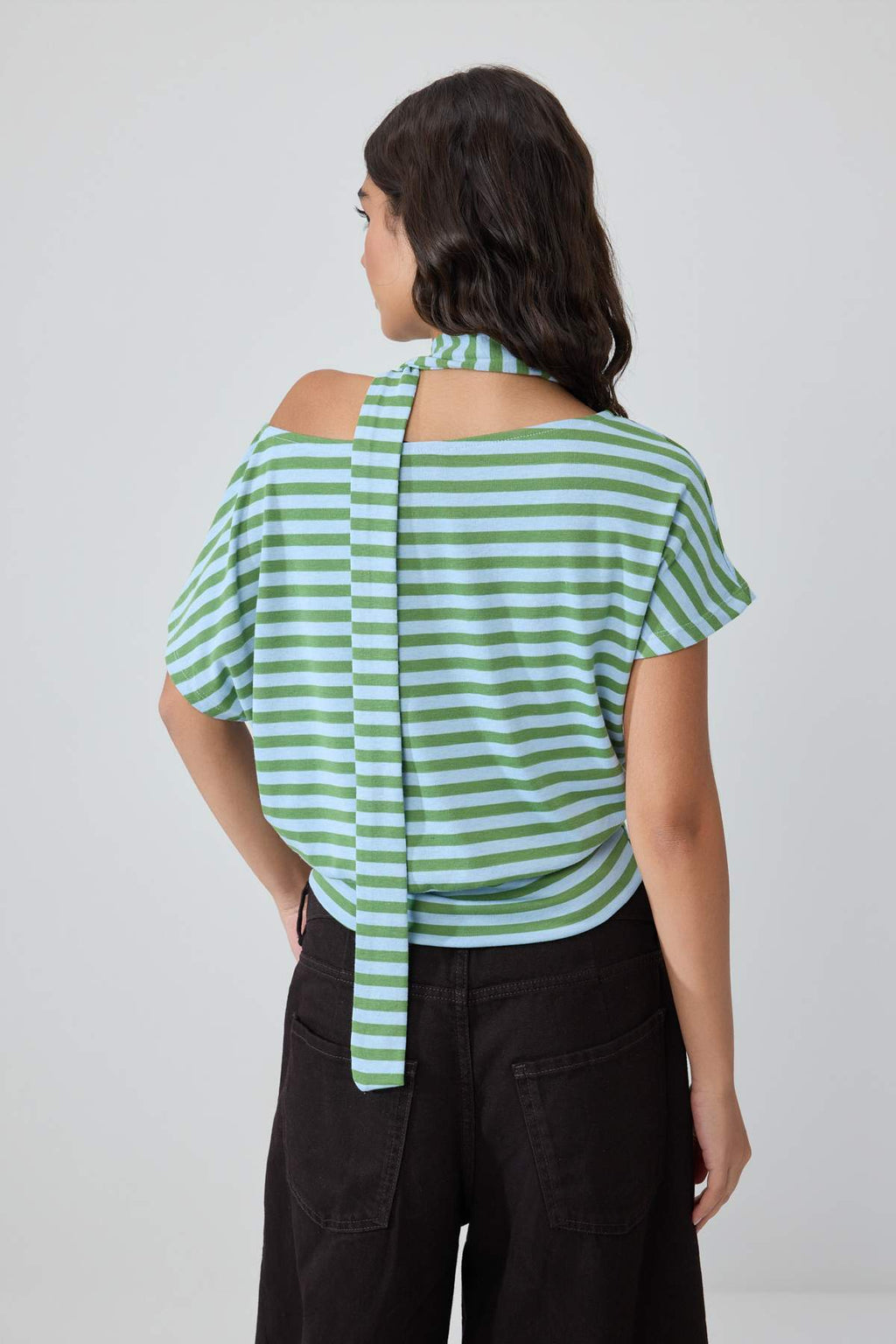 Batwing Sleeve Boat Neck Belted Knit Blouse