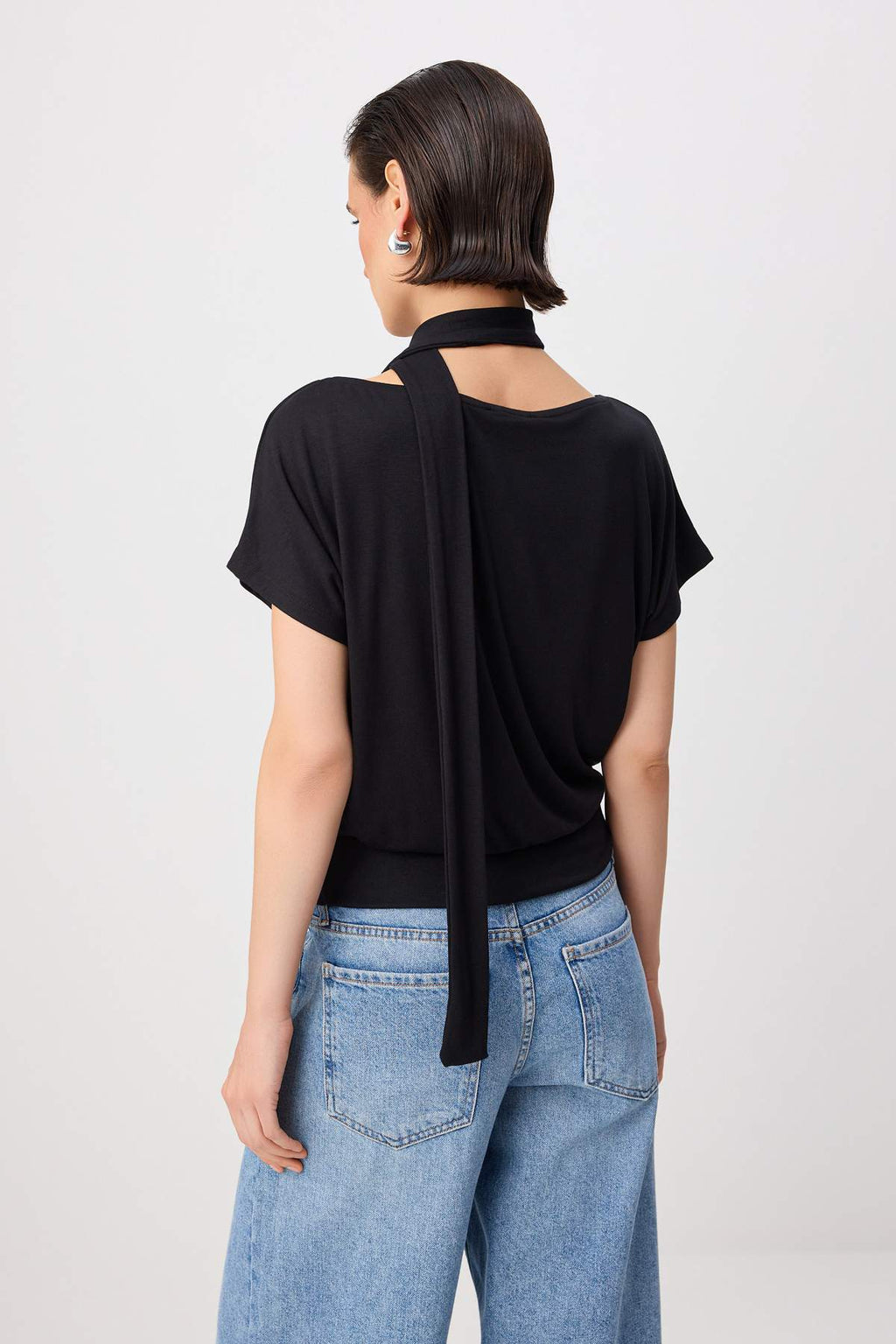 Boat Neck Batwing Sleeve Belted Knit Blouse