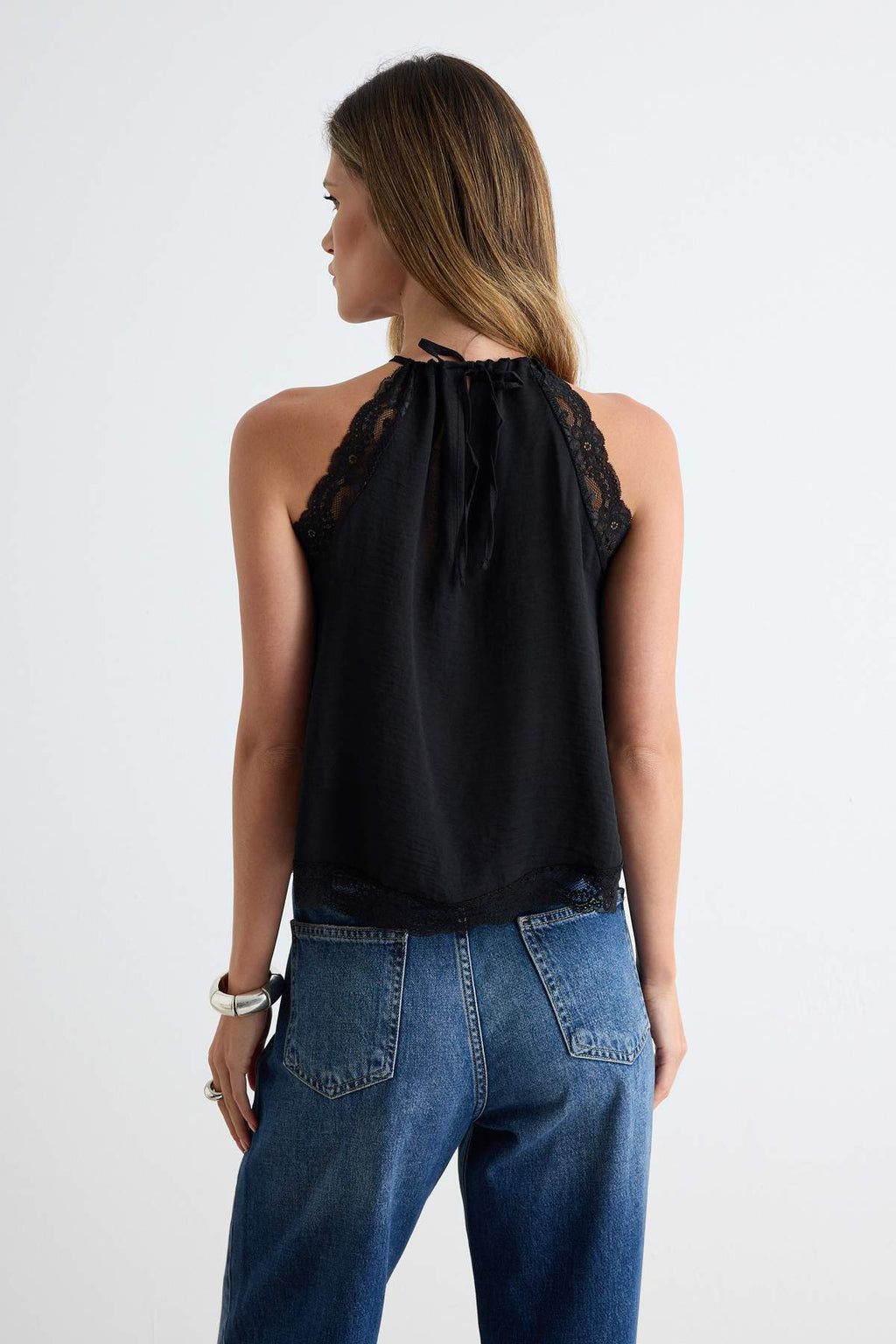 Lace Detail Halter Neck Sleeveless Woven Blouse