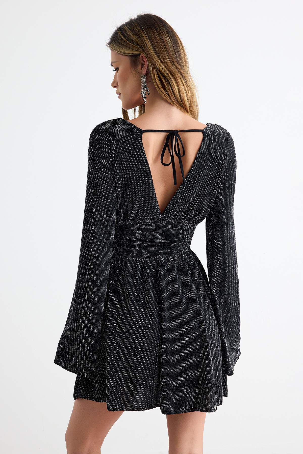 V Neck Long Sleeve Skater Mini Dress