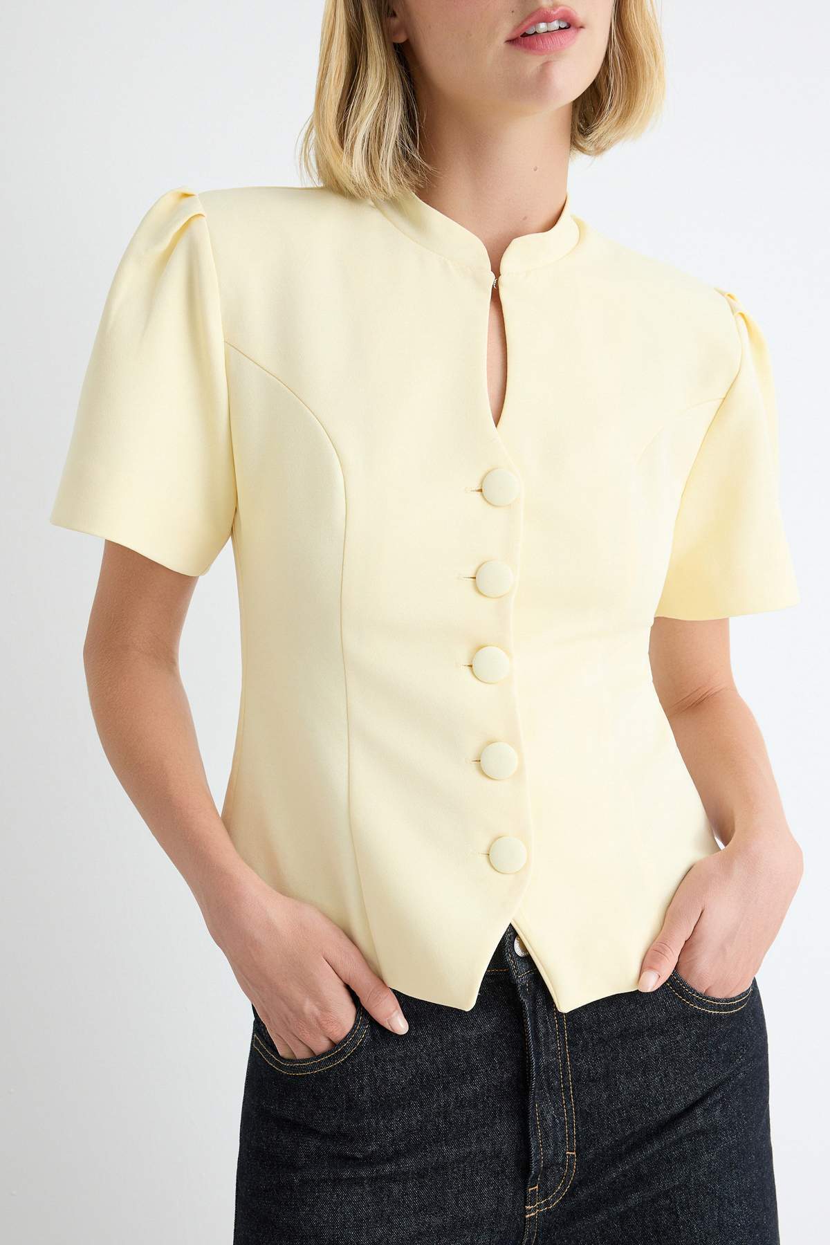 Fitted Short Sleeve Blazer Jacket