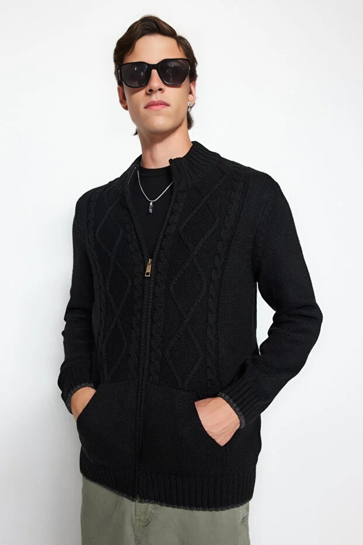 Slim Fit Knit Cardigan with Zipper and Pocket