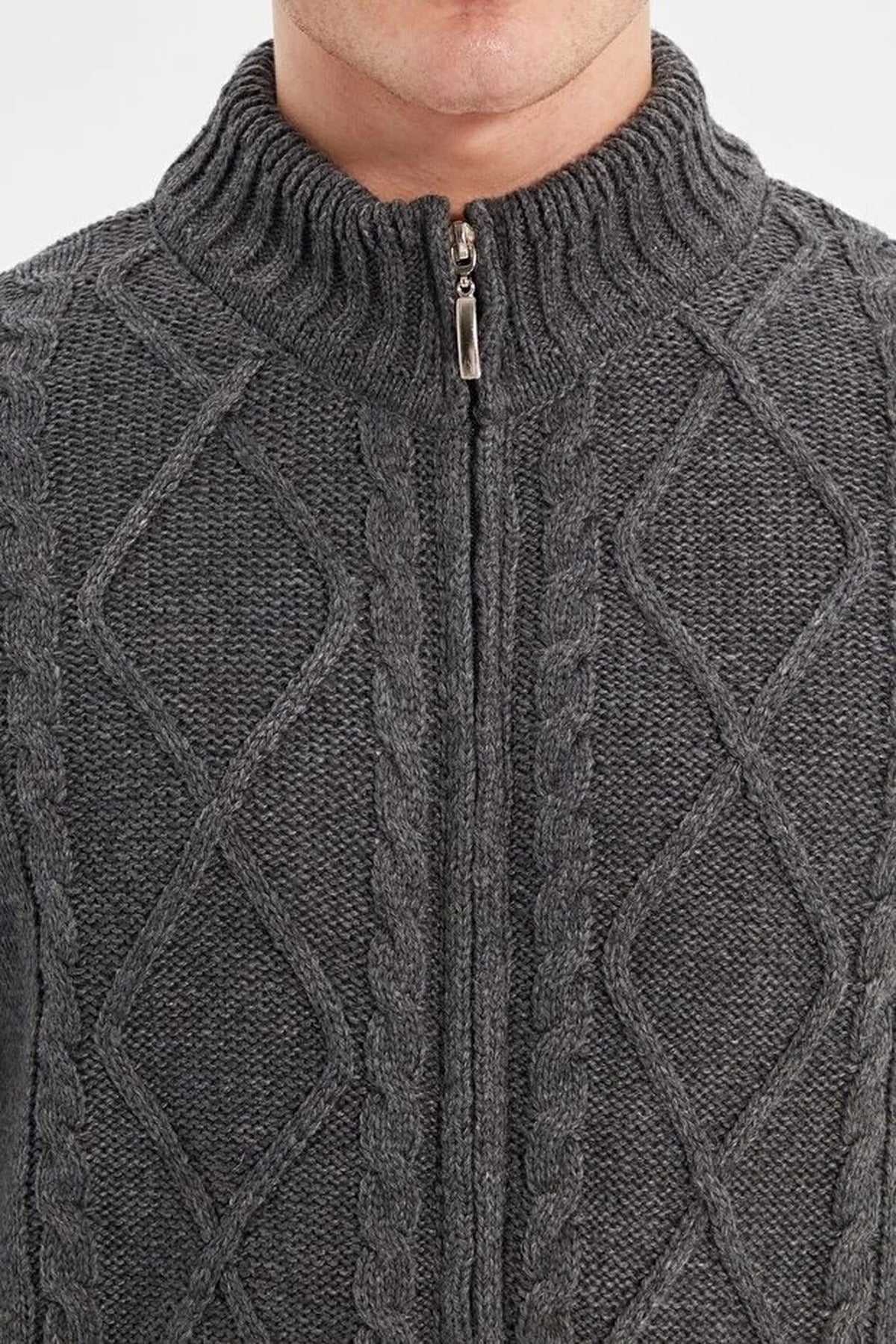 Slim Fit Knit Cardigan with Zipper and Pocket
