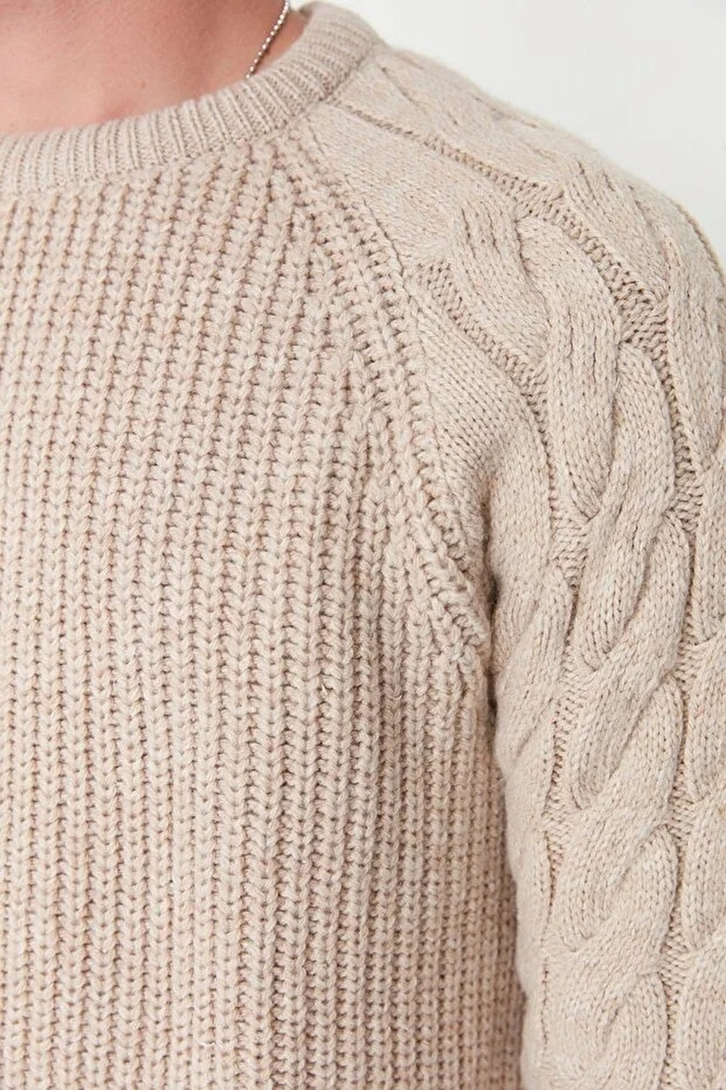 Regular Fit Woolen Crew Neck Knit Sweater with Hair Knitting Detail
