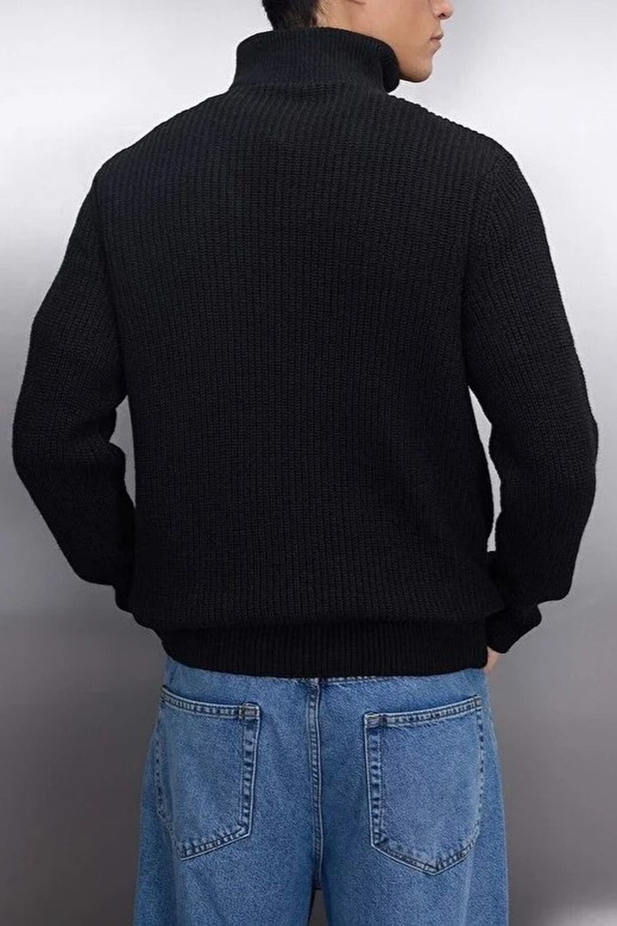 Regular Woolen Zippered Turtleneck Knit Sweater