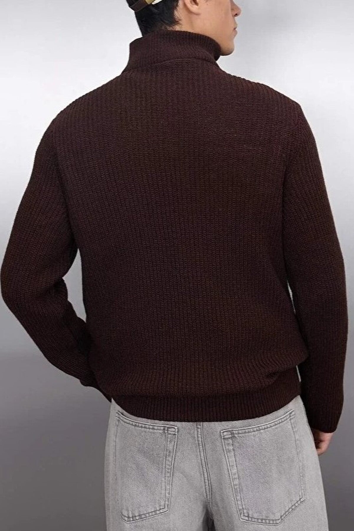 Regular Woolen Zippered Turtleneck Knit Sweater