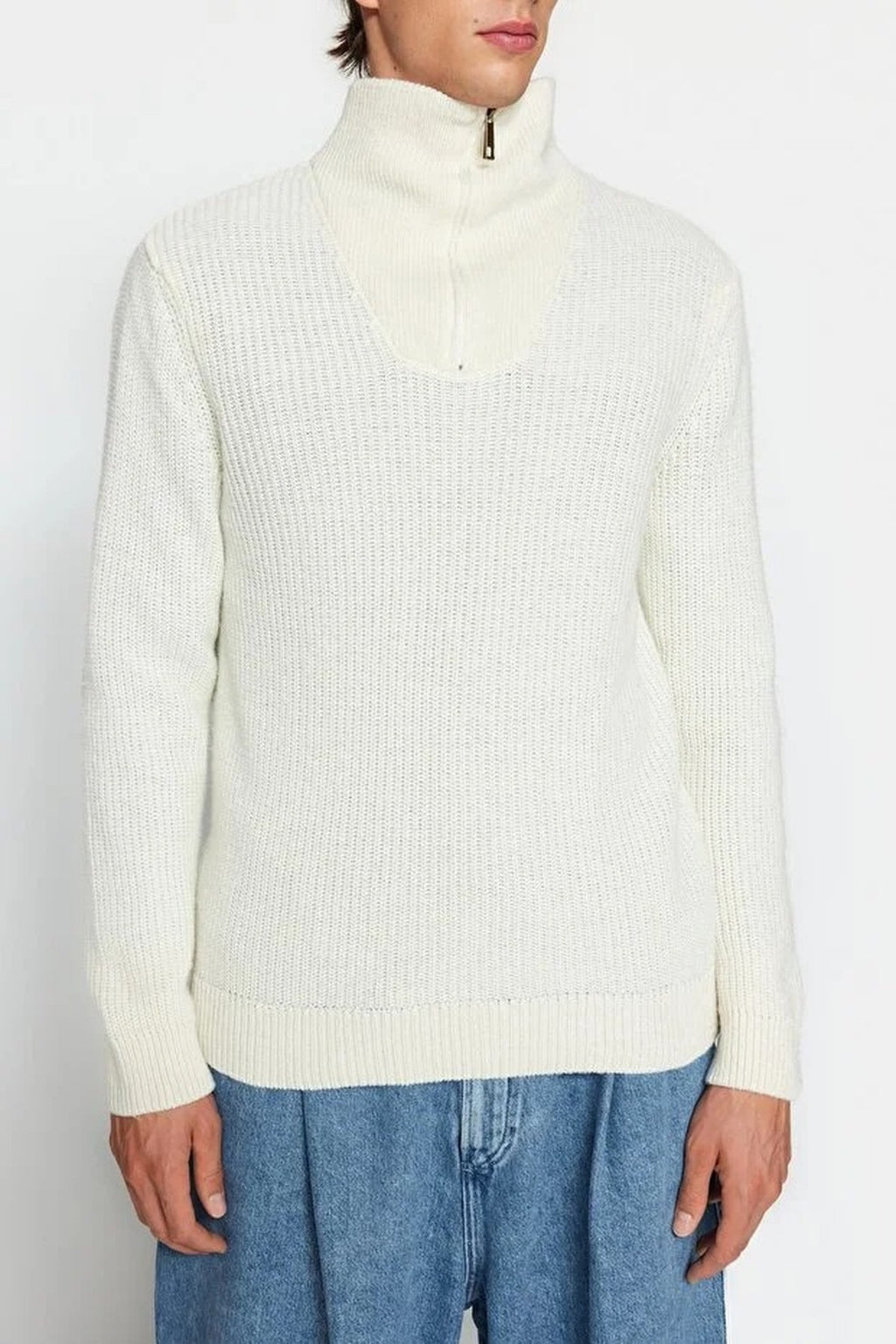 Regular Woolen Zippered Turtleneck Knit Sweater