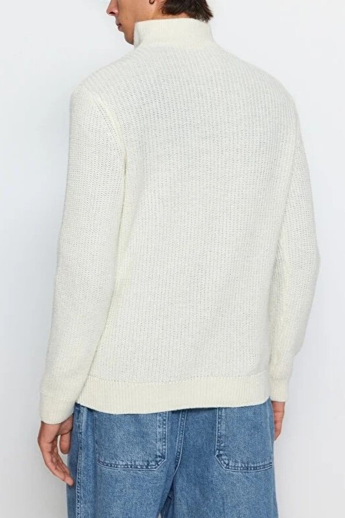 Regular Woolen Zippered Turtleneck Knit Sweater