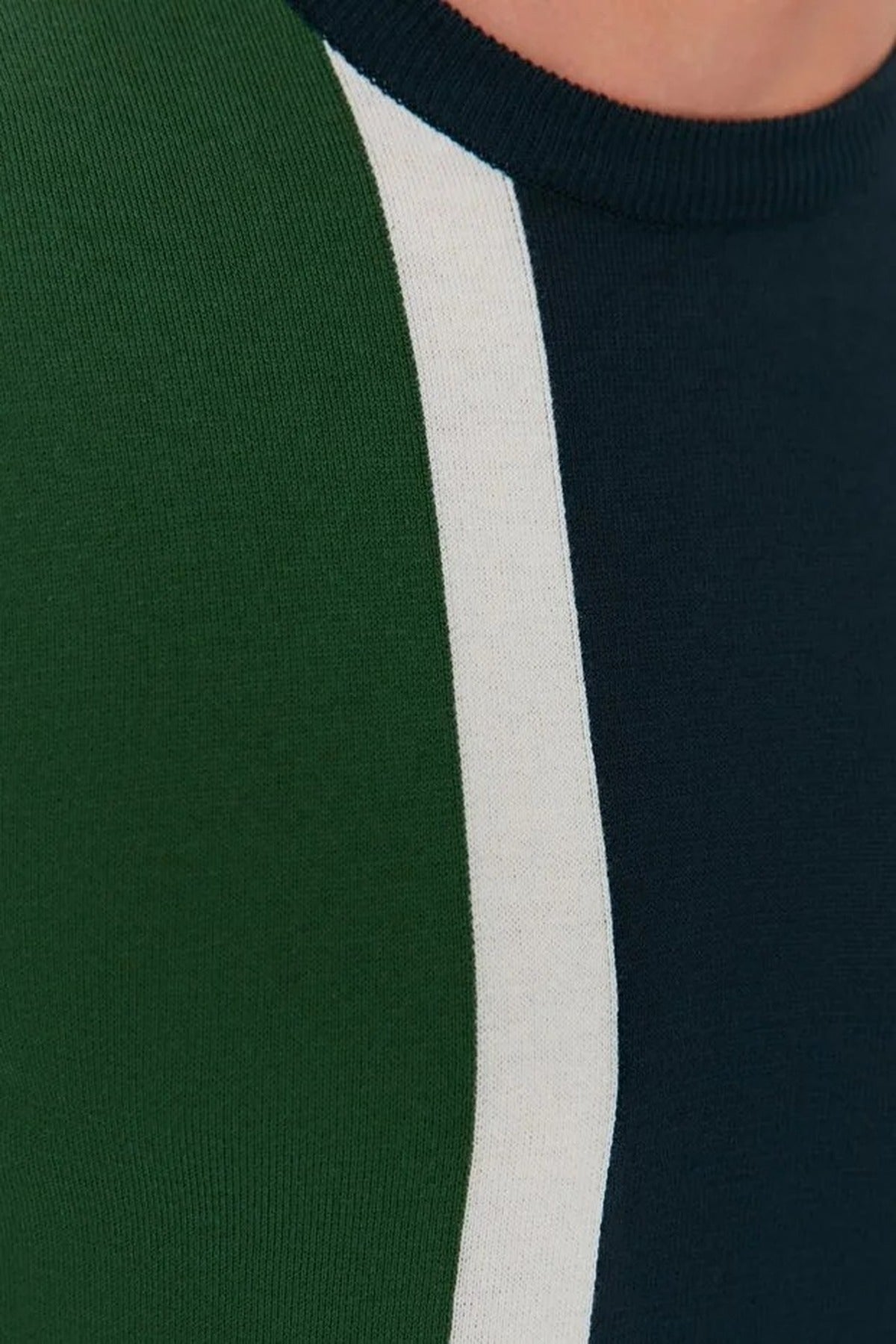 Crew Neck Color Block Knit Sweater