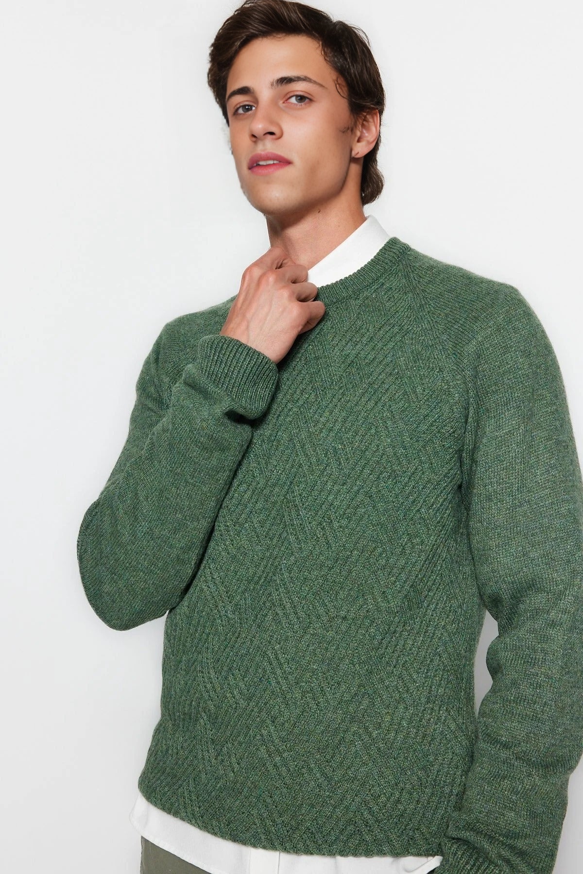 Crew Neck Raglan Sleeve Textured Knit Sweater